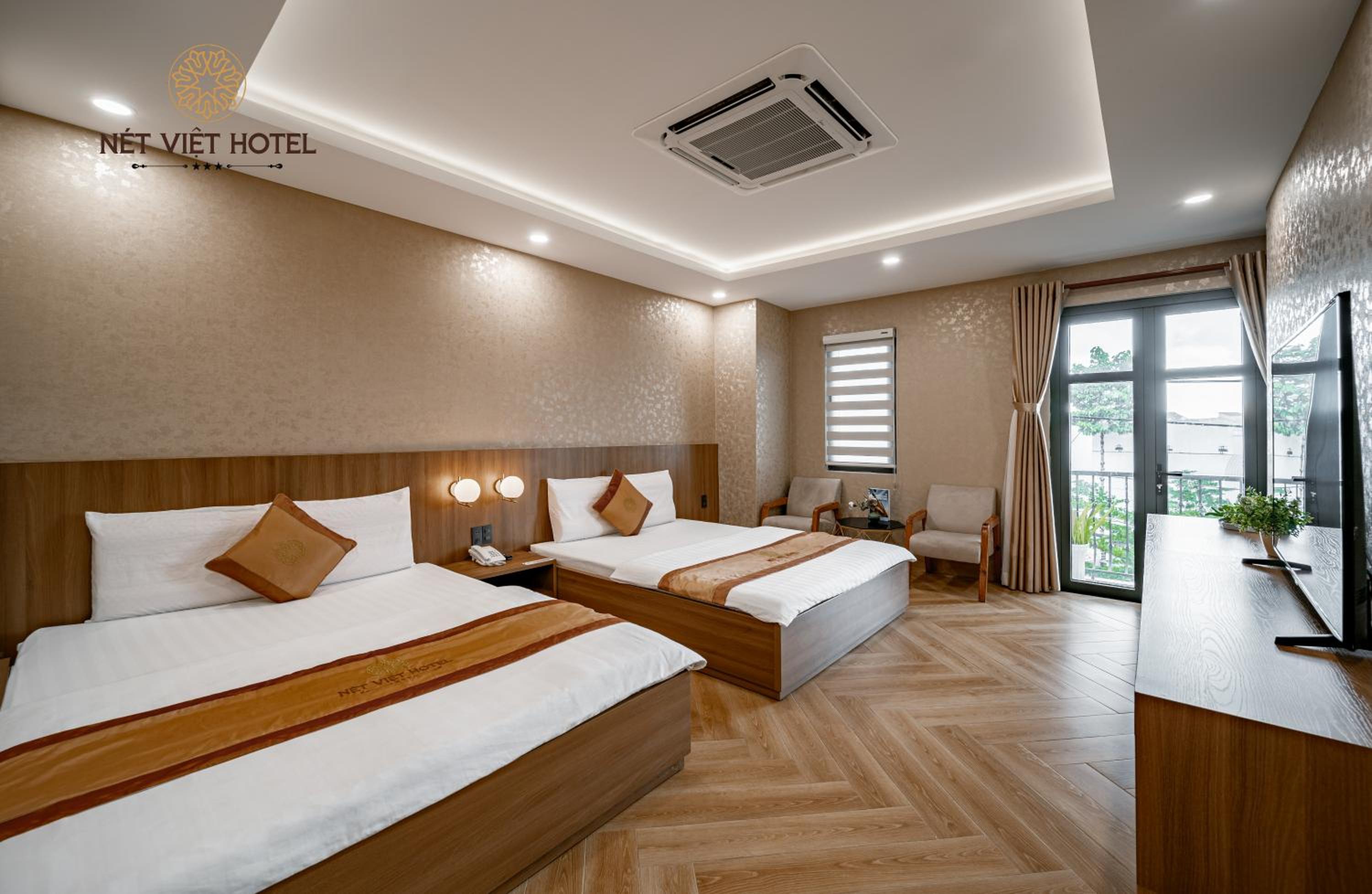 Superior Queen Room with Two Queen Beds