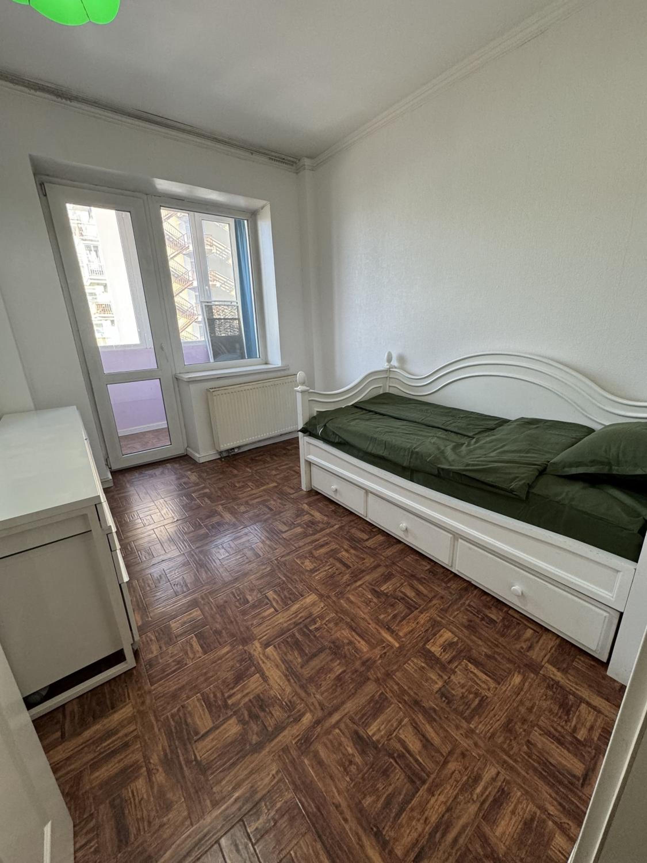 Three-Bedroom Apartment photo 3