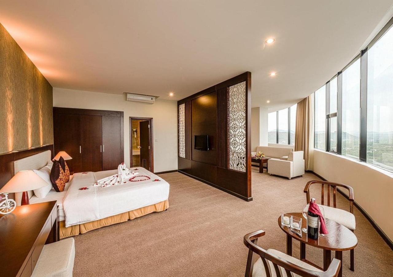 Standard Suite - Photo 3
