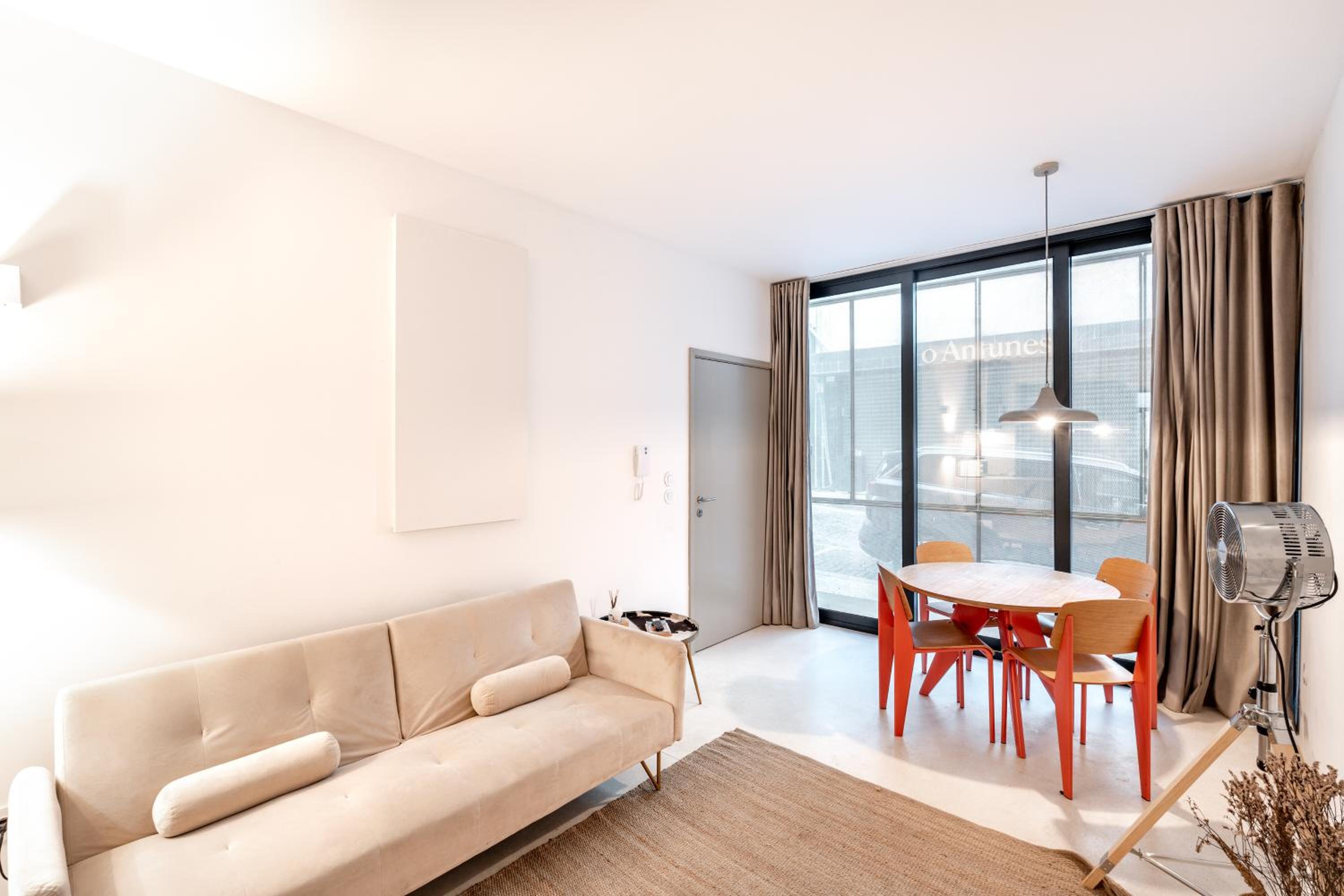 Apartment with Terrace - Photo 12
