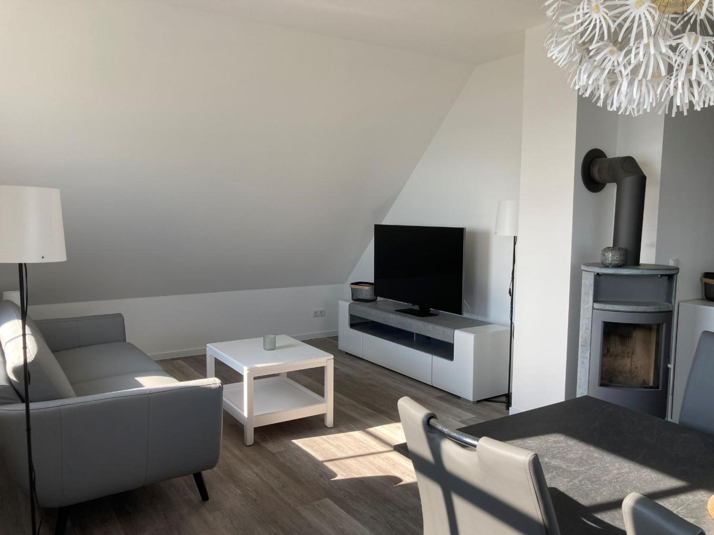 Two-Bedroom Apartment with Sea View photo 3