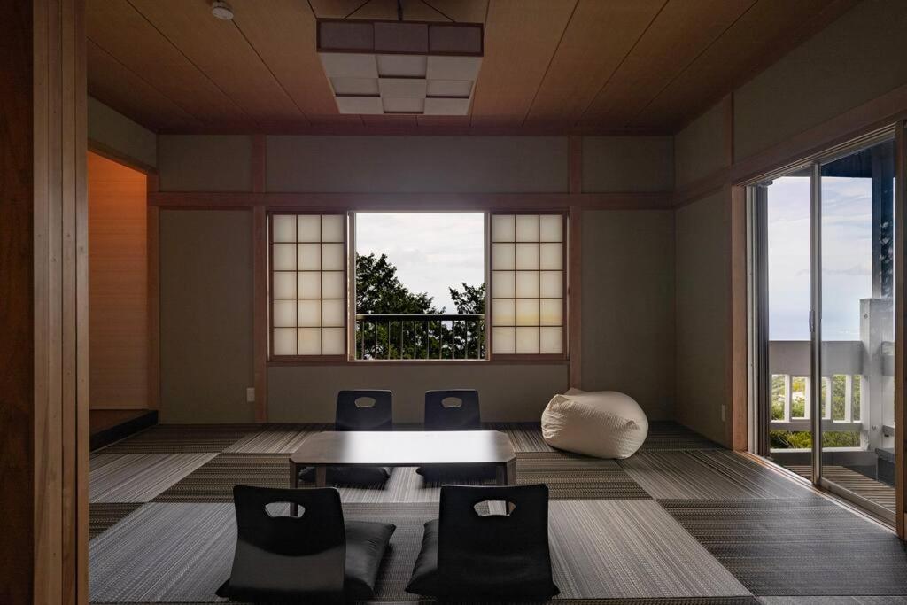 Three-Bedroom Villa photo 2
