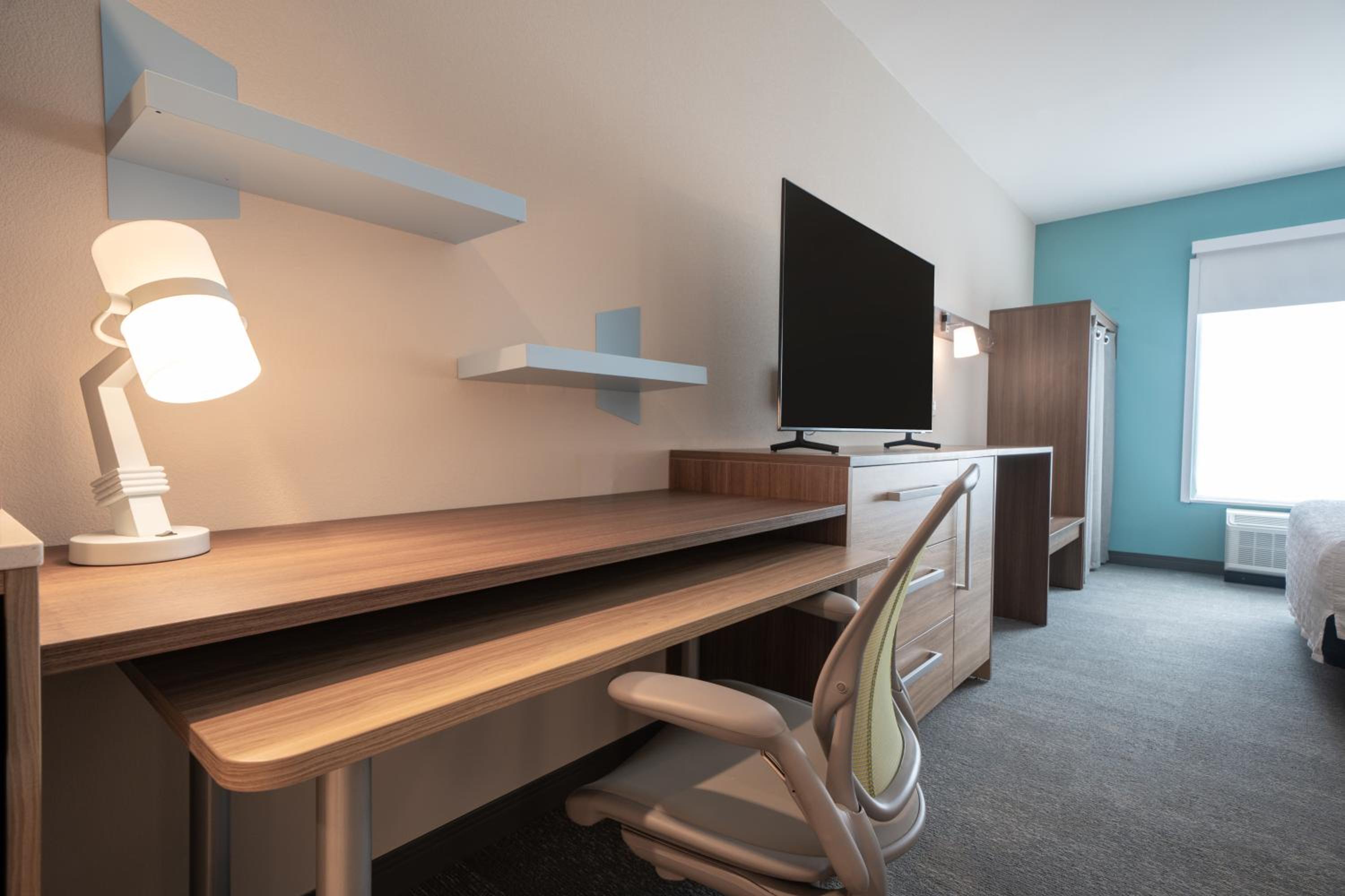Studio Suite with Two Queen Beds photo 3