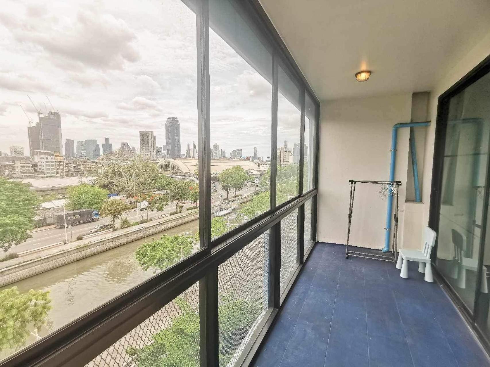 Deluxe Double Room with Balcony photo 3