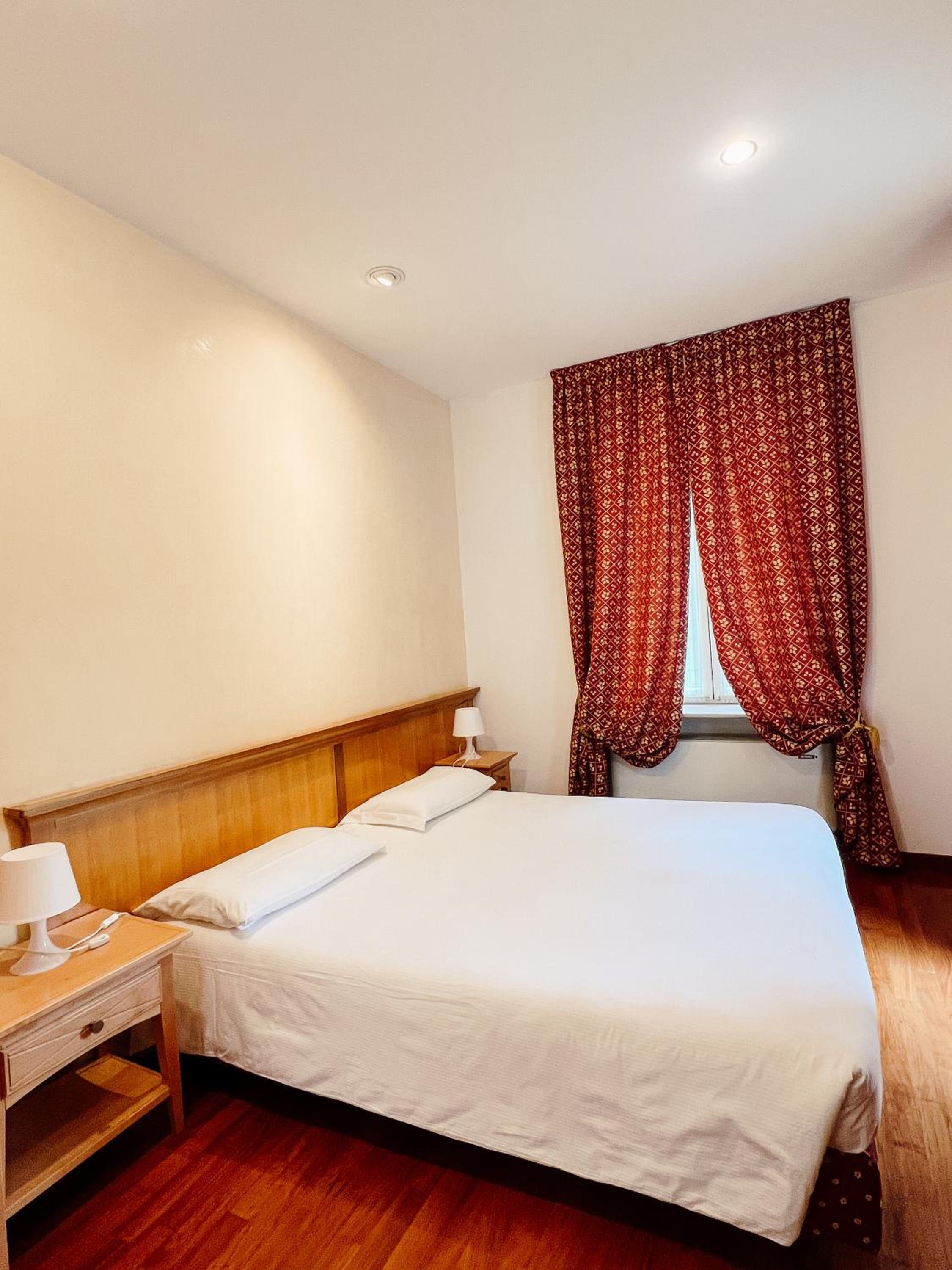 Double or Twin Room with Private Bathroom