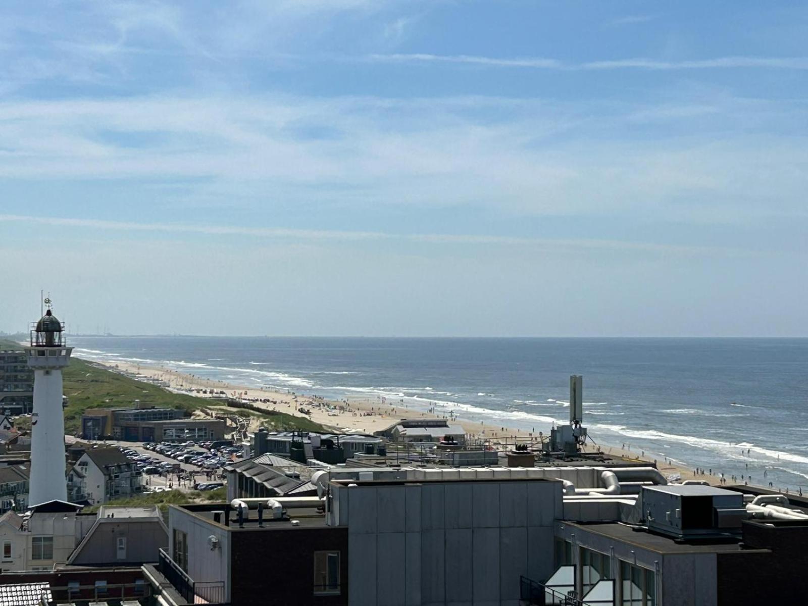 Two-Bedroom Apartment with Balcony and Sea View photo 3
