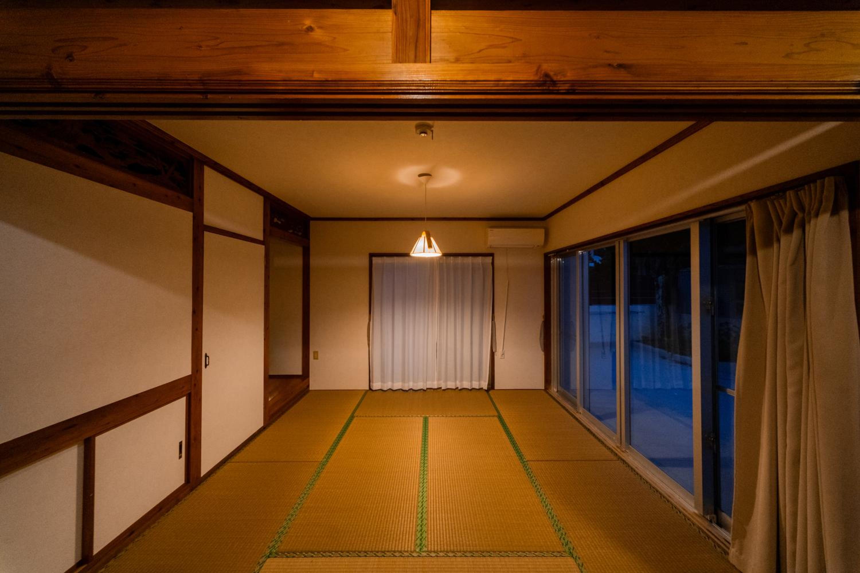 One-Bedroom House photo 2
