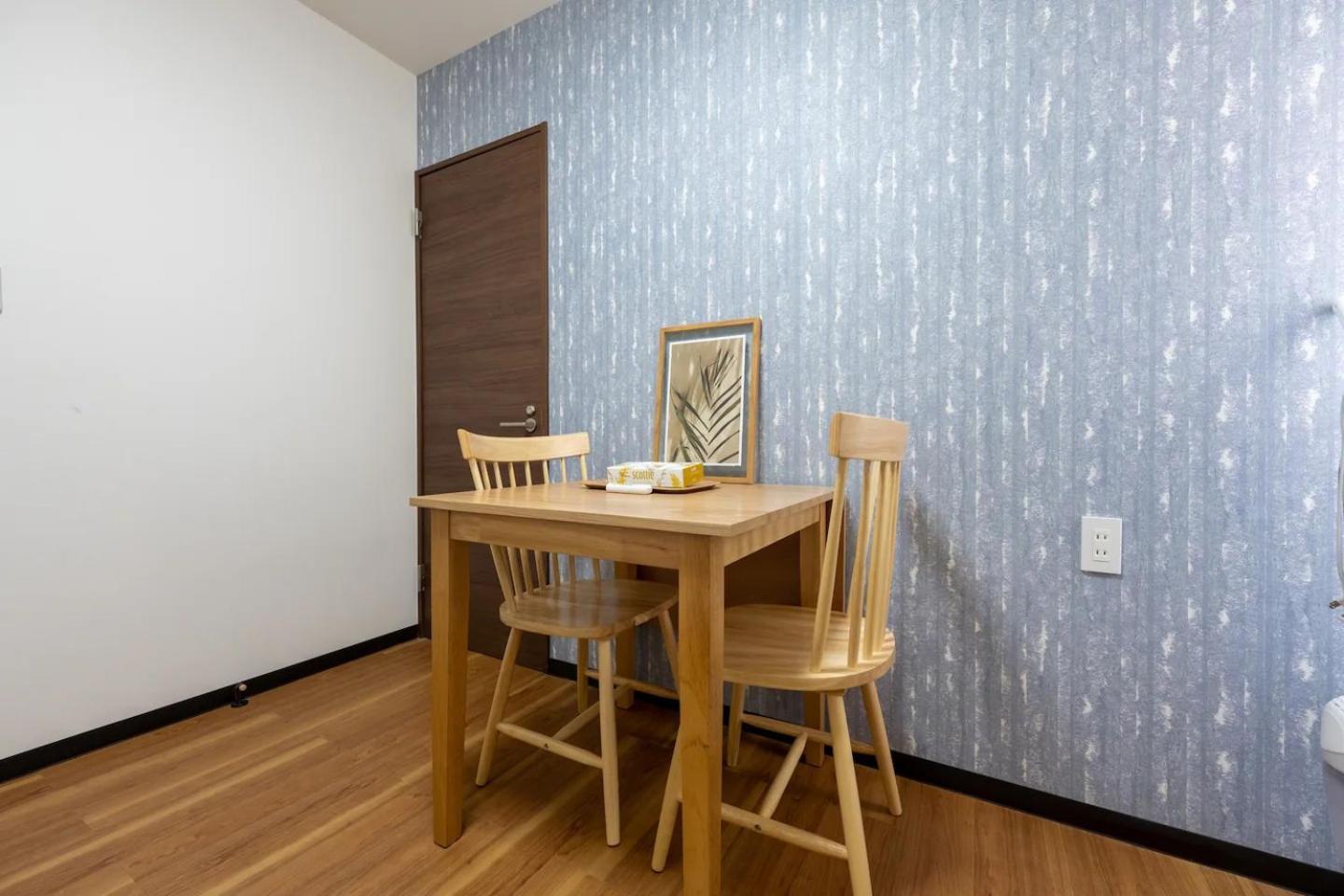 One-Bedroom Apartment photo 2