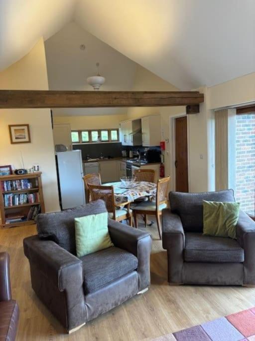 Two-Bedroom House photo 2
