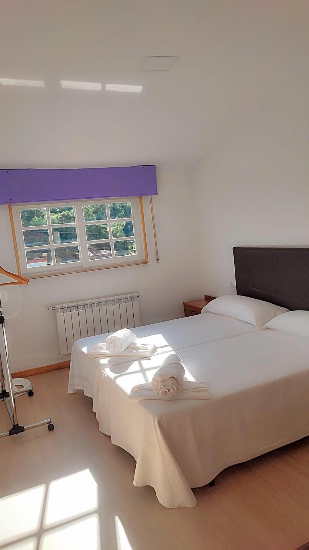 Habitación Doble con Vista a la Montaña y baño compartido