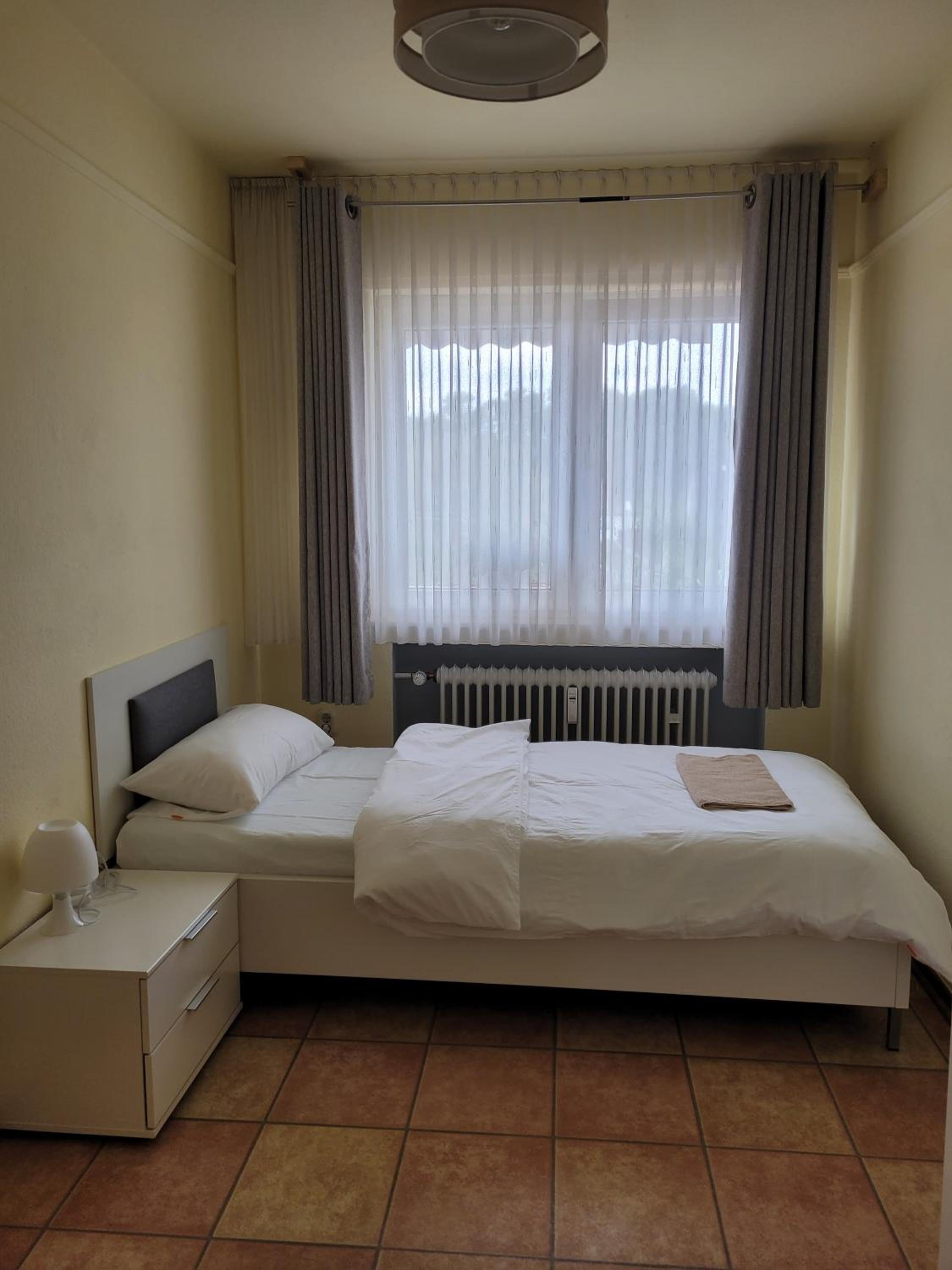 Single Room with Shared Bathroom