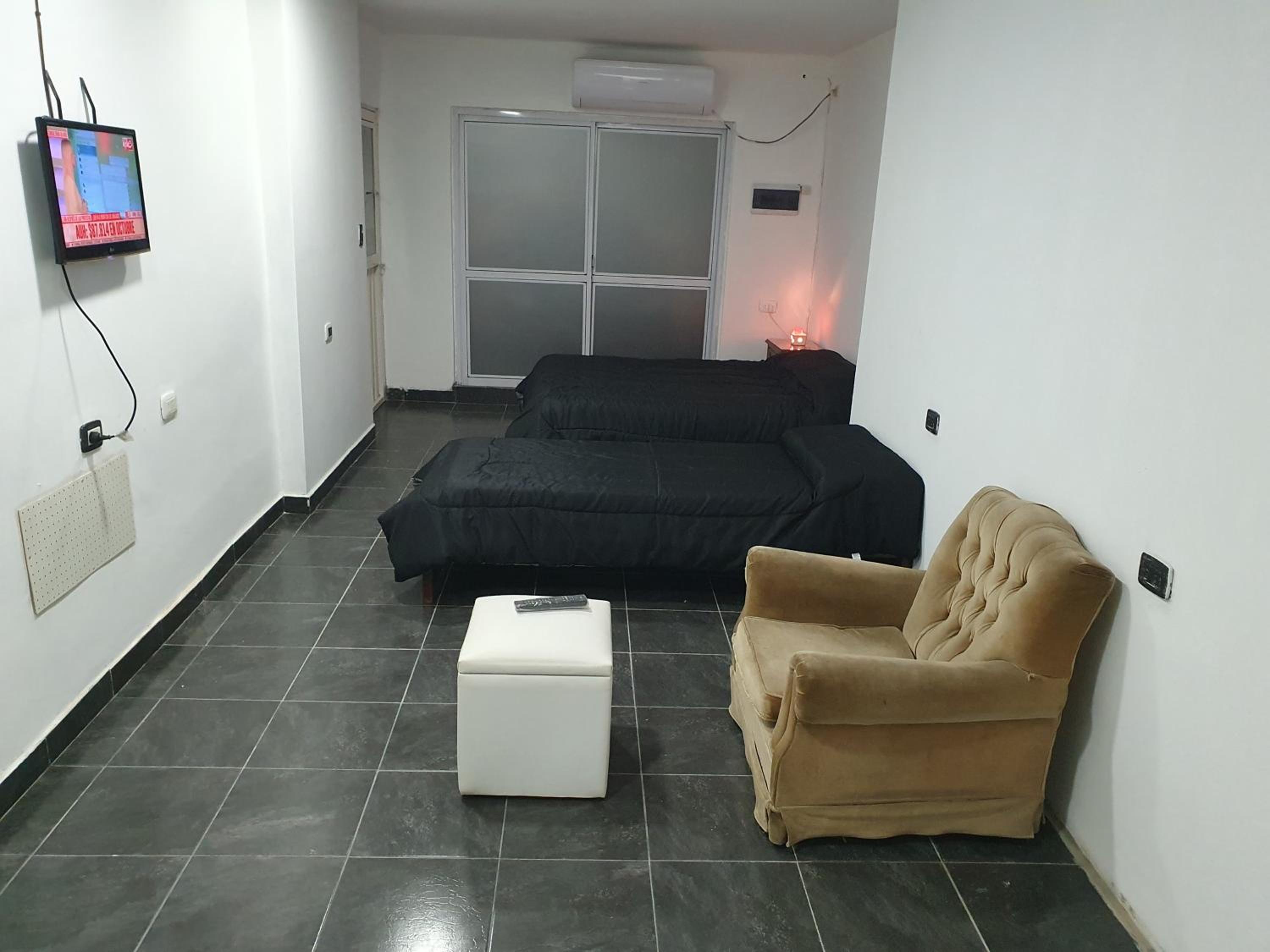 One-Bedroom Apartment photo 3