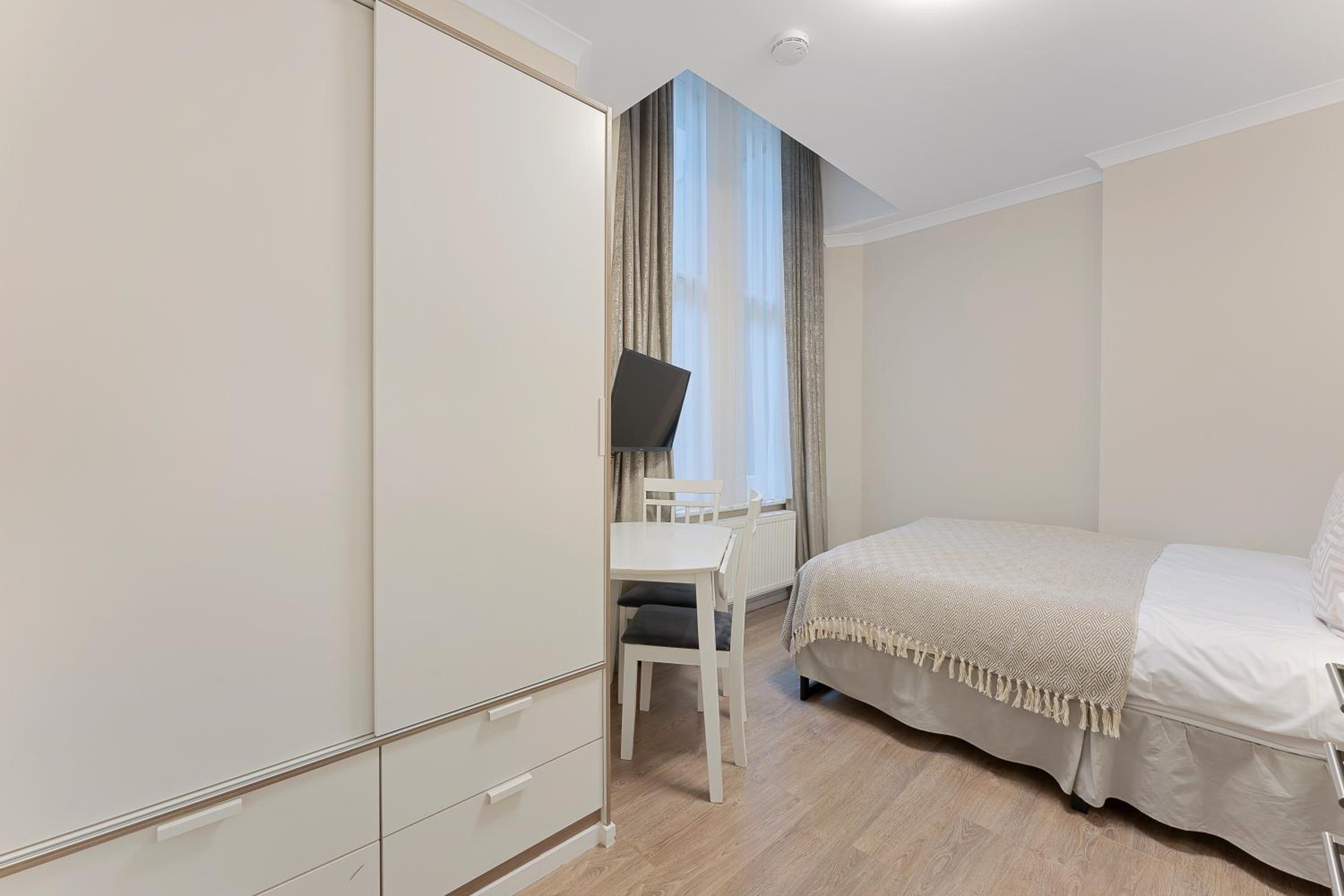 Classic Studio Suite photo 3