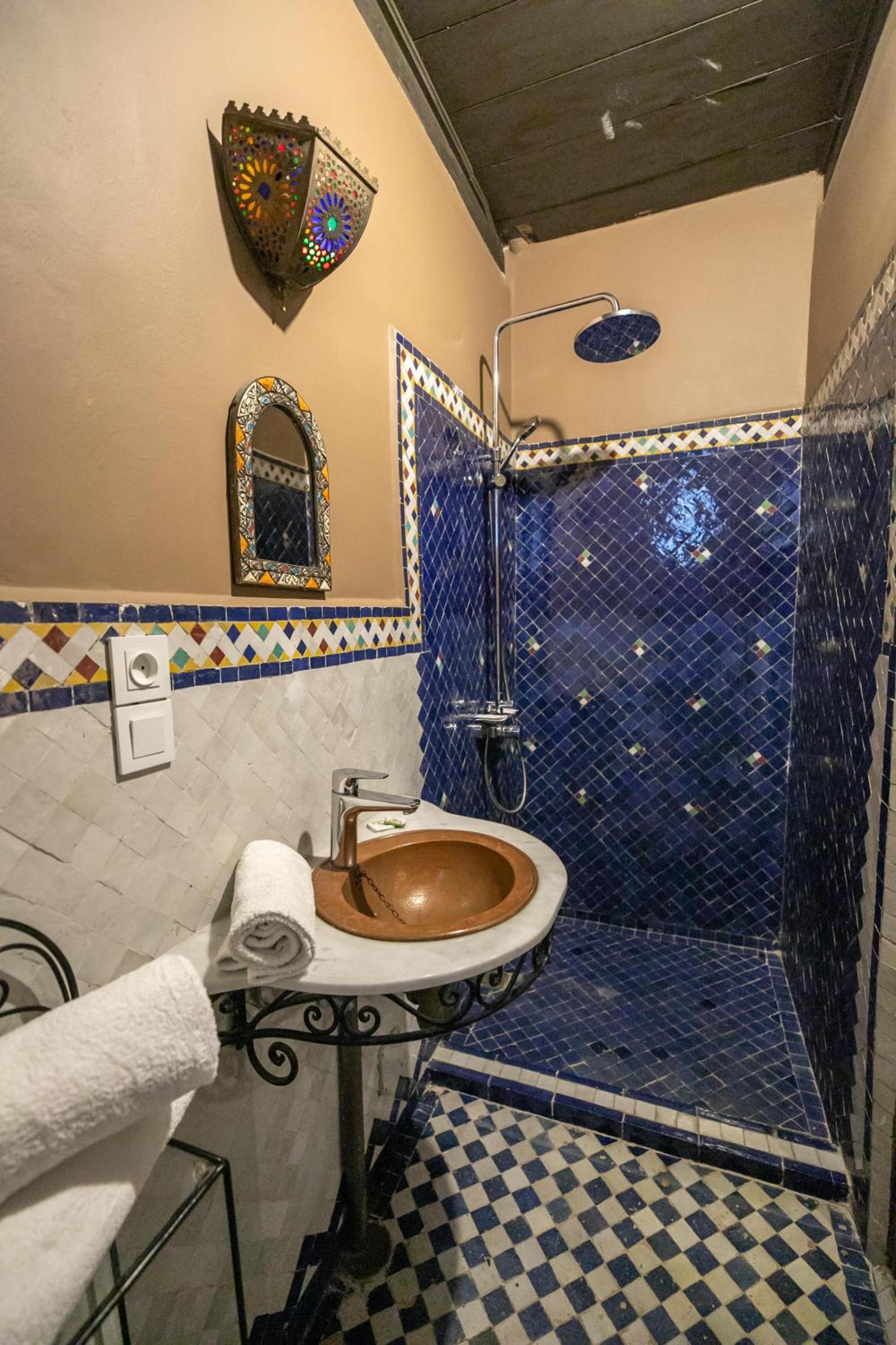 Quadruple Room - Photo 14