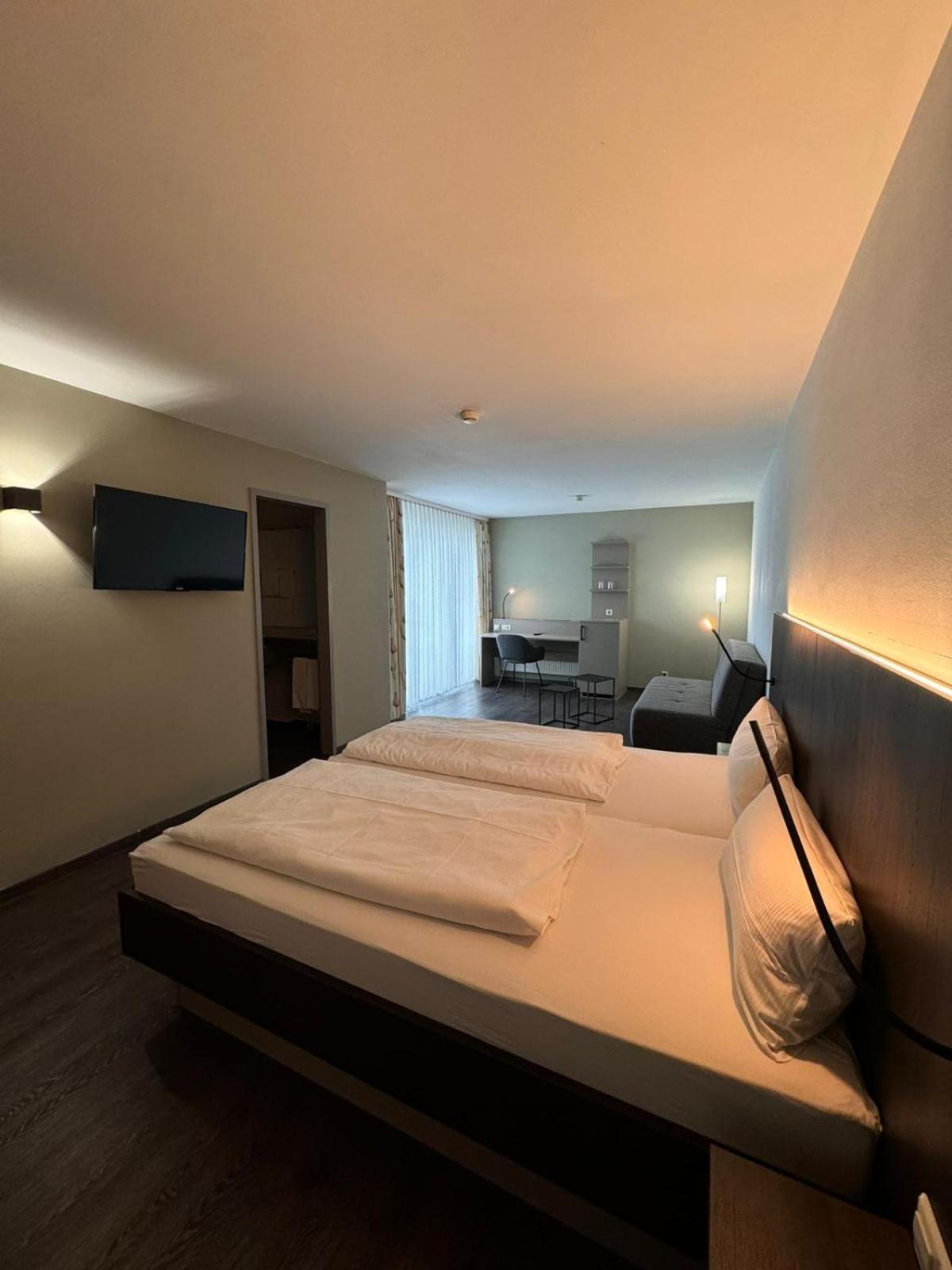 Triple Room - Photo 2