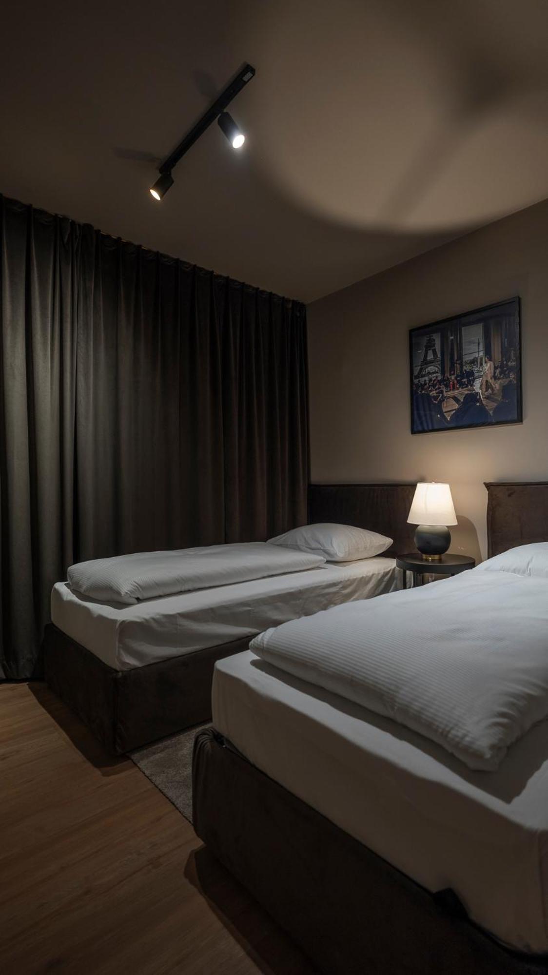 Grand Suite with Balcony photo 2
