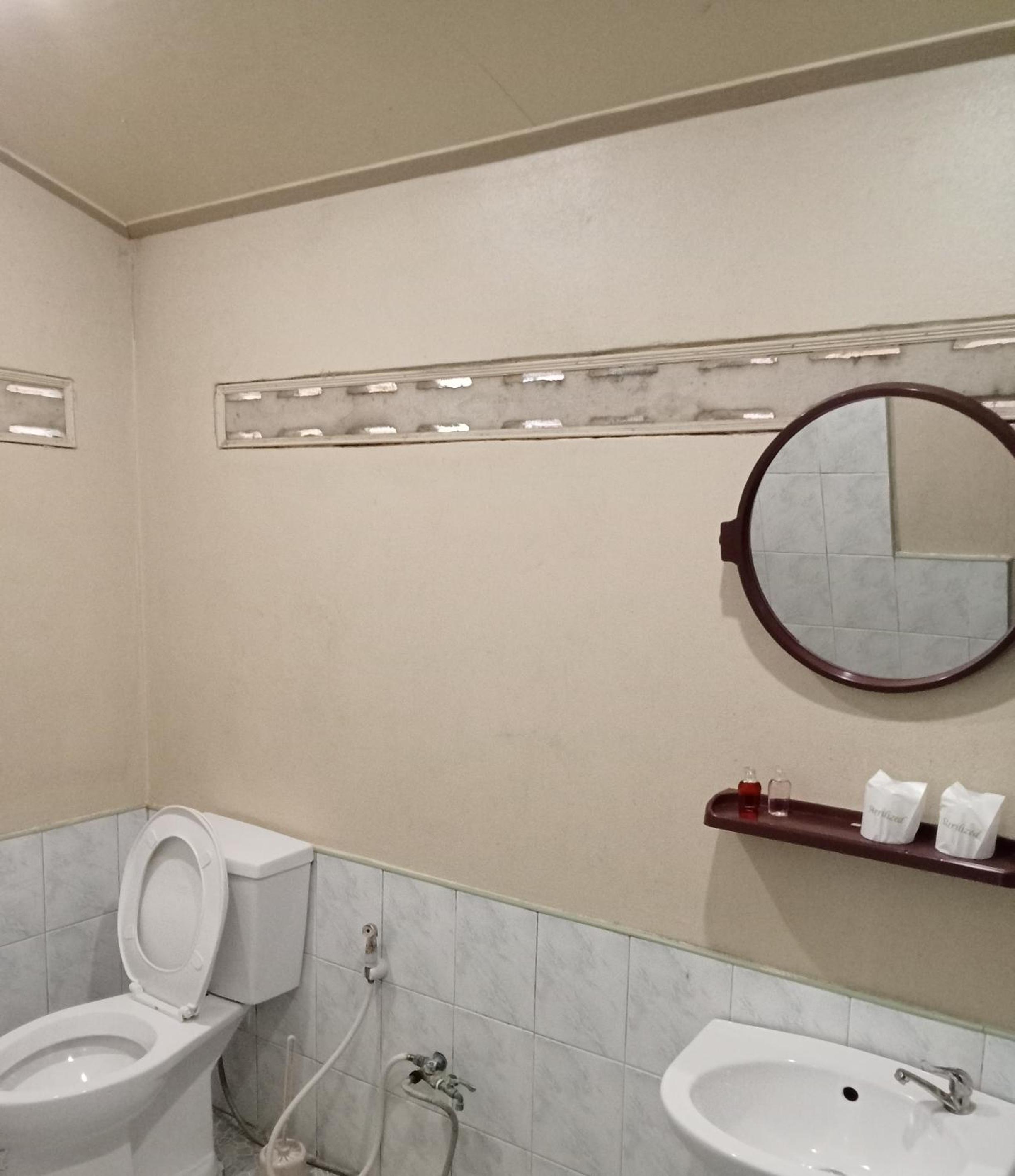 Superior Bungalow - Photo 8