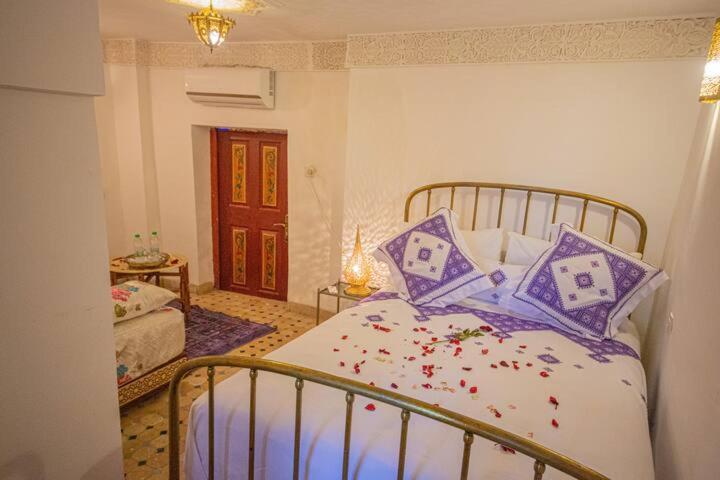Standard Queen Room photo 1
