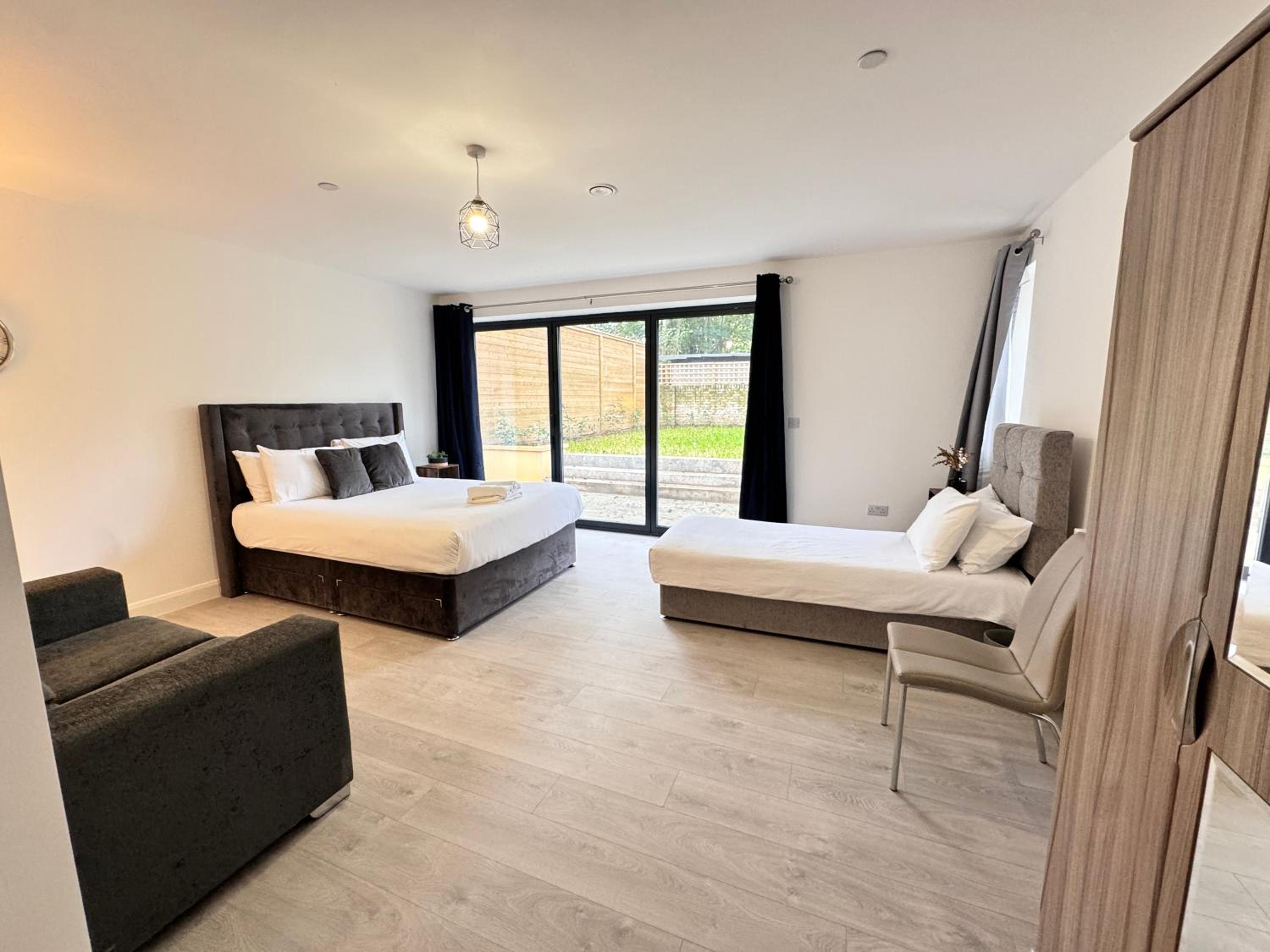 Deluxe Triple Room