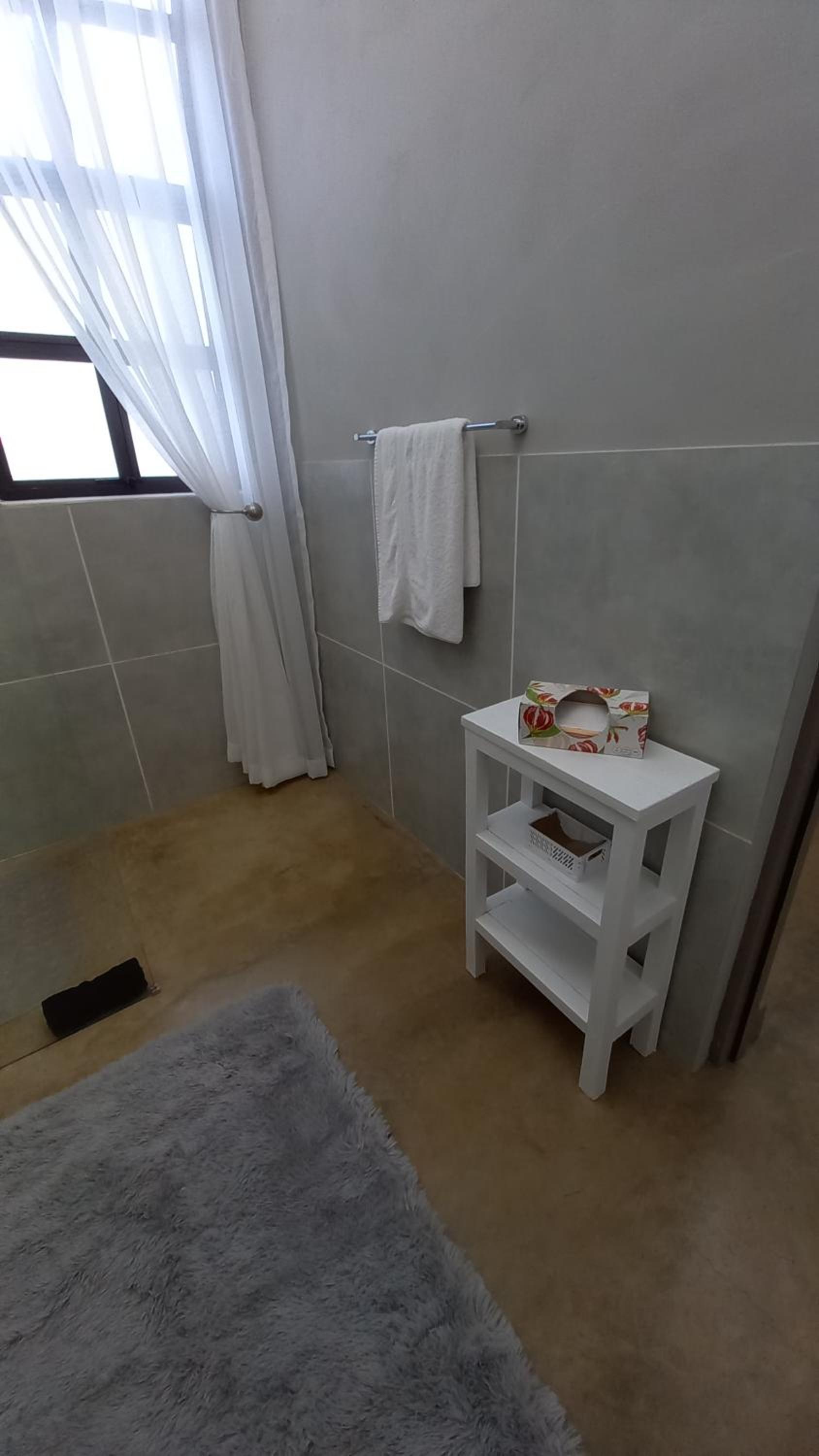Deluxe Double or Twin Room - Photo 23