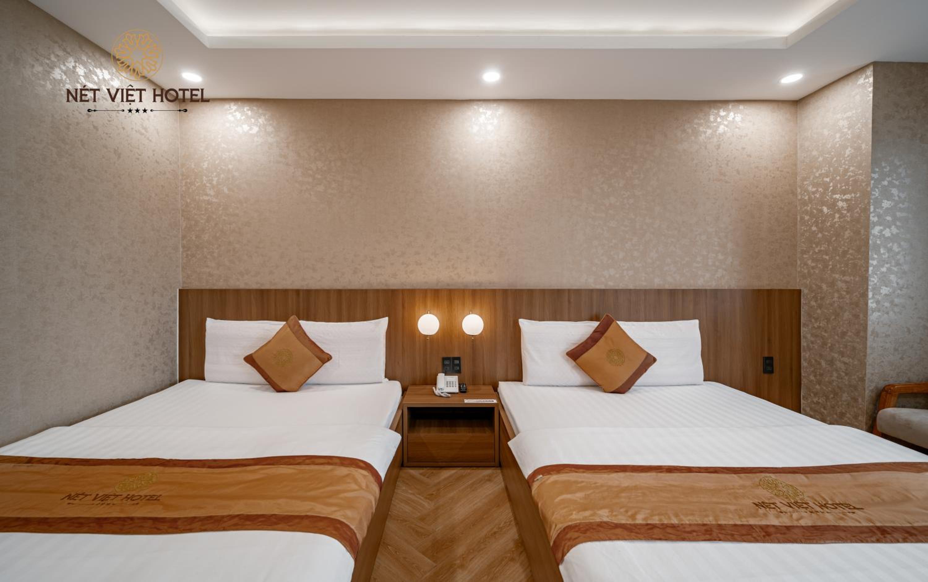 Twin Room with City View - Photo 1