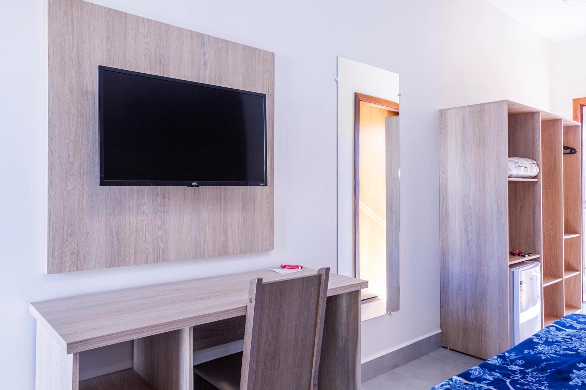Triple Room with Balcony - Photo 5