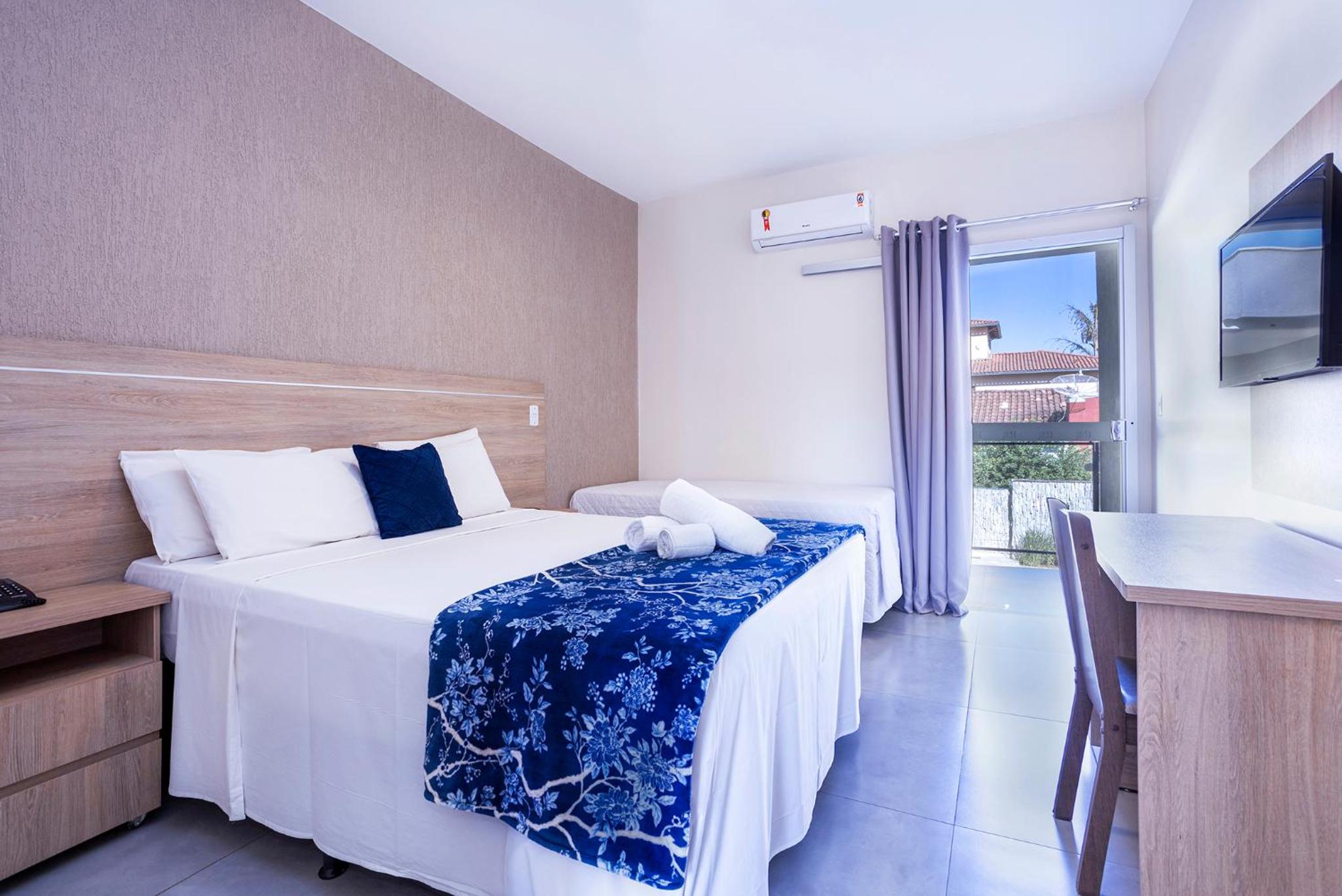 Triple Room with Balcony - Photo 4