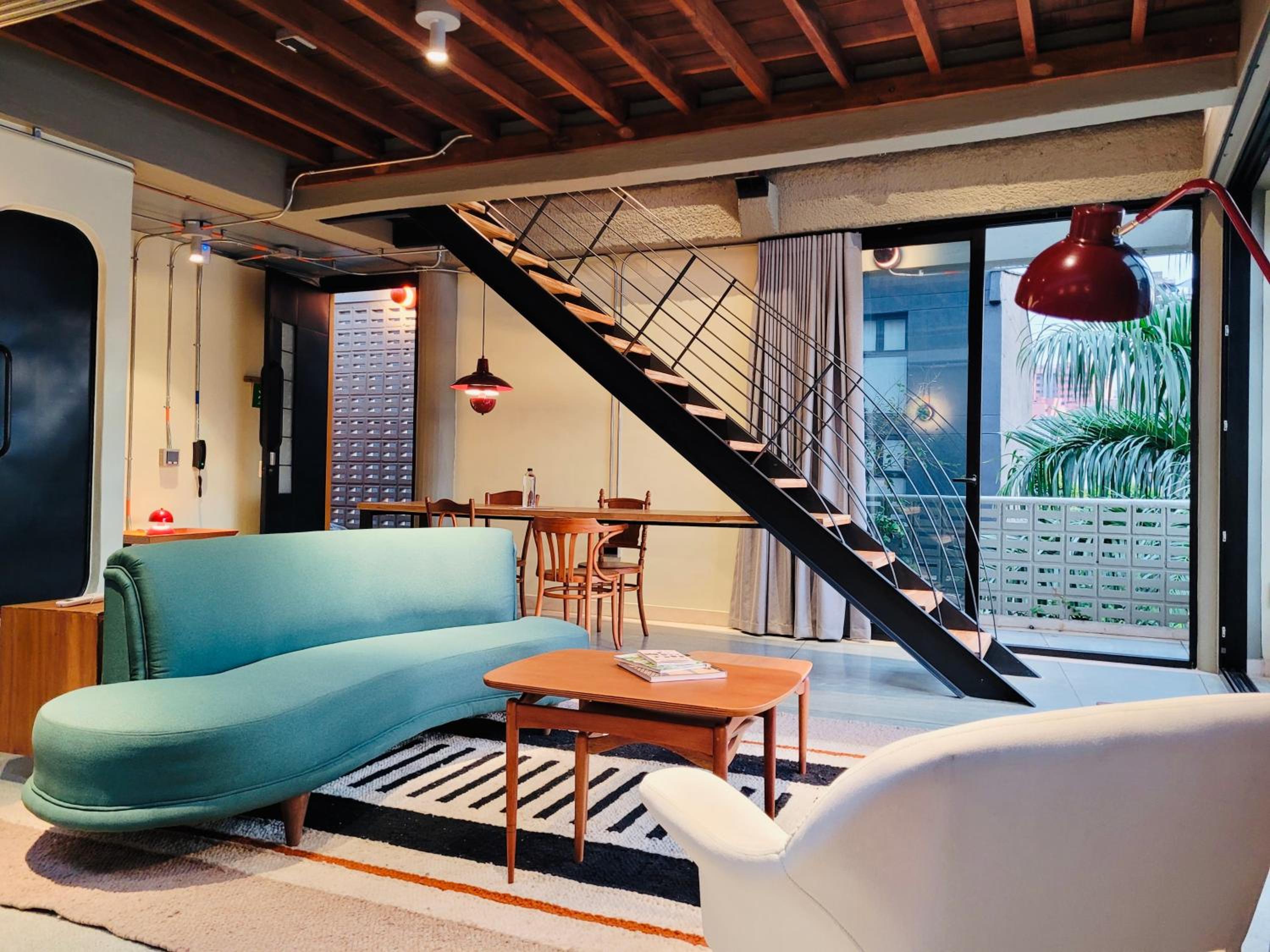 Prestigious Duplex w/ Perfect Deco in Poblado