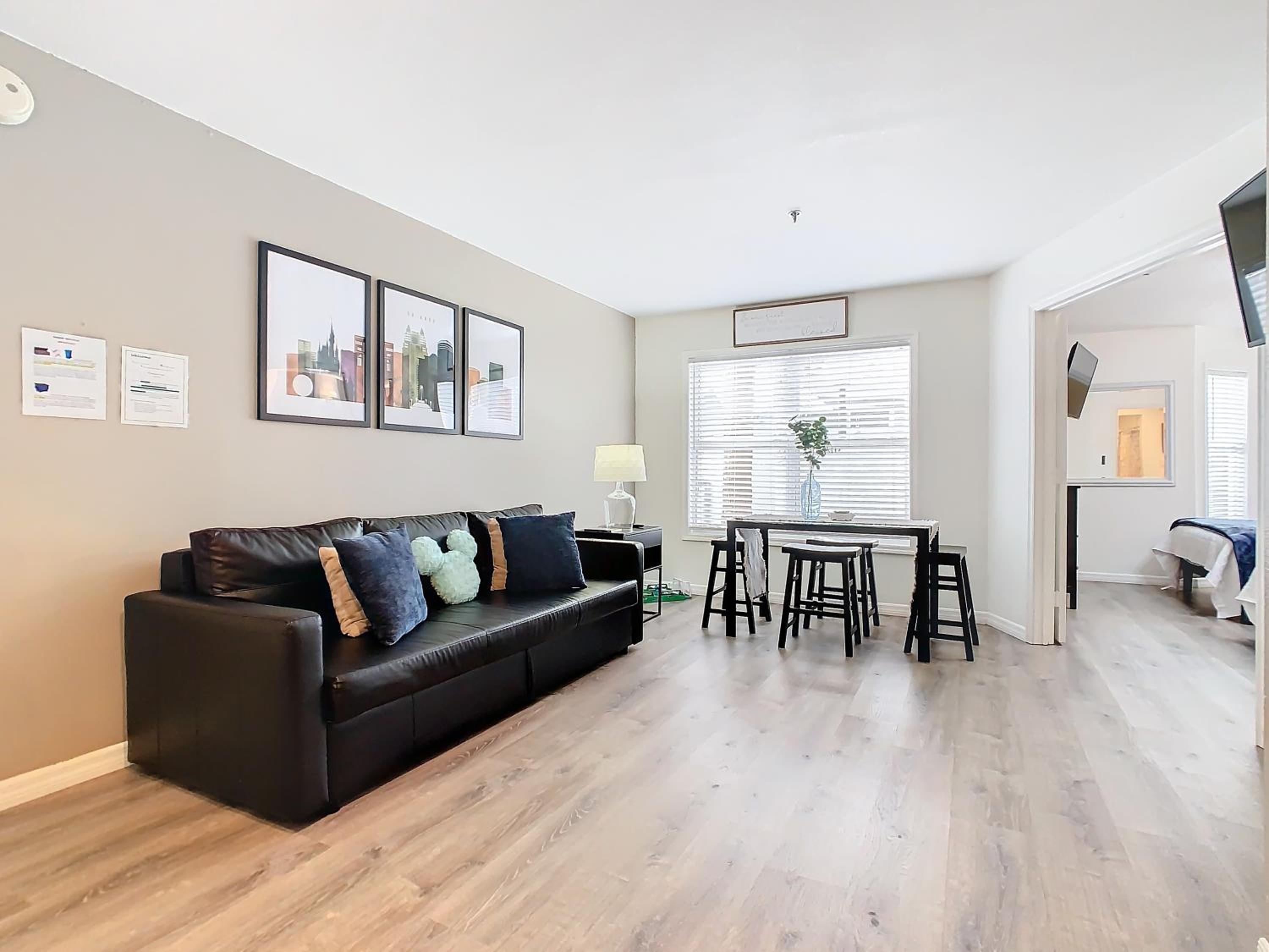 One-Bedroom Apartment - Non-Smoking