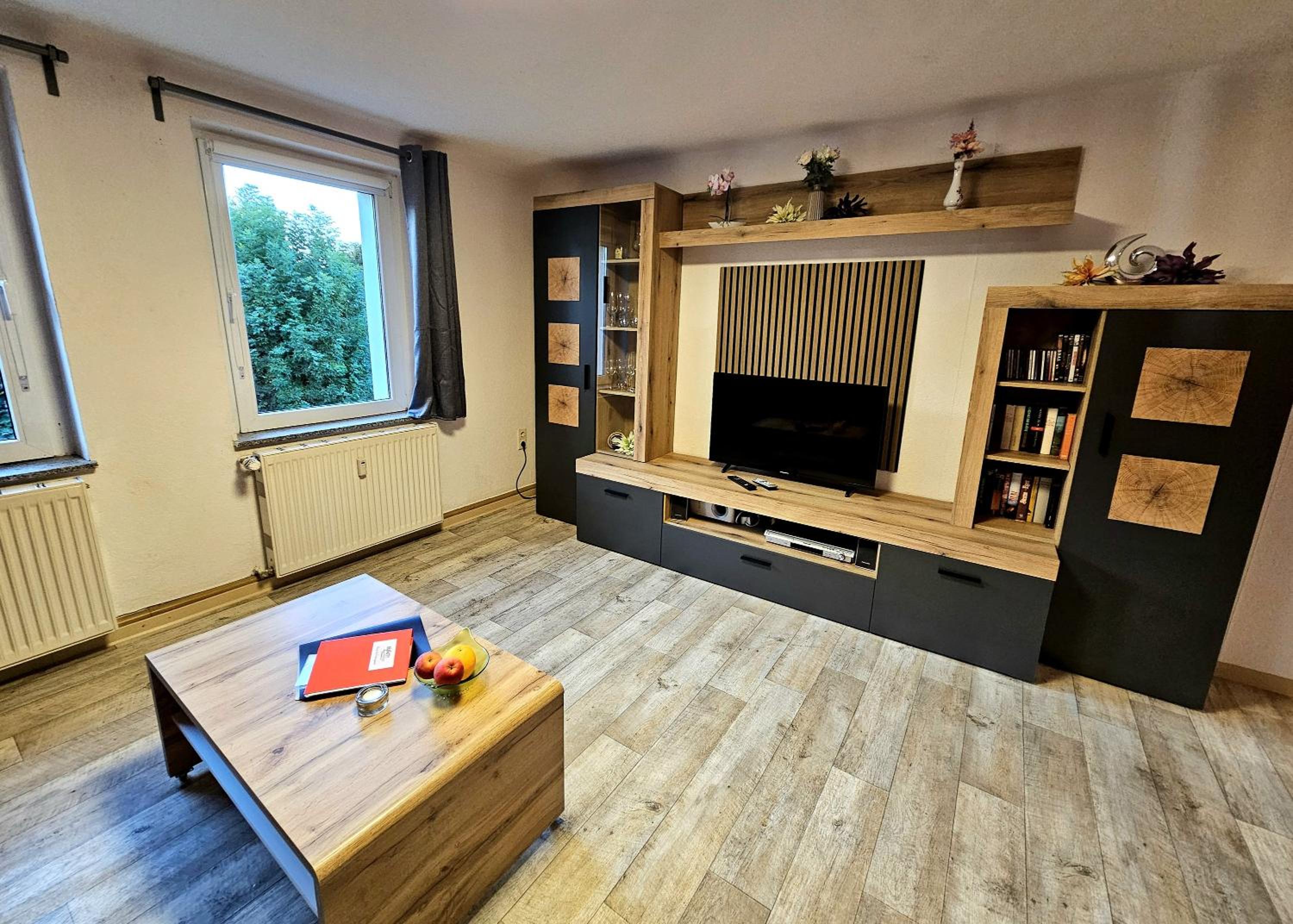 One-Bedroom Apartment with Garden View