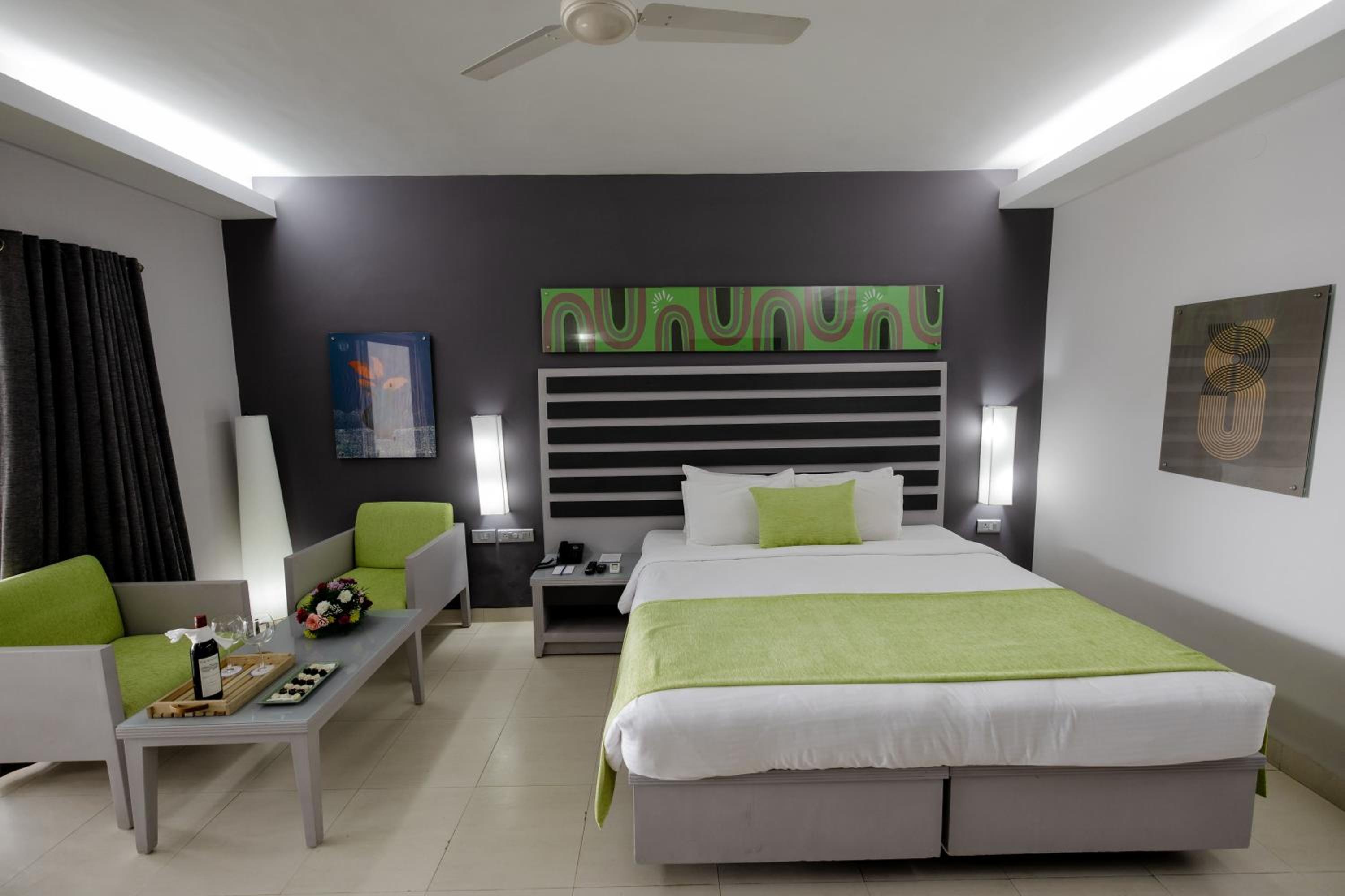 Deluxe Room - Photo 23