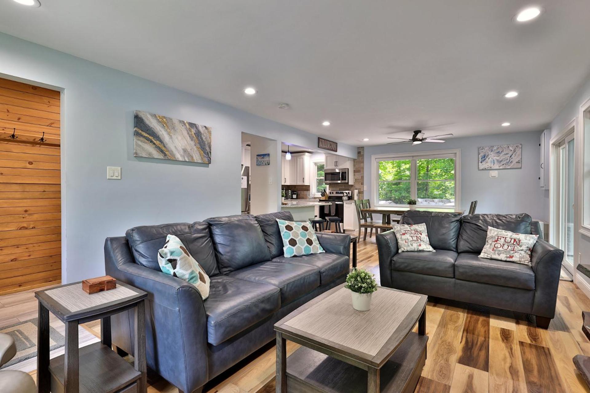 Three-Bedroom House photo 2