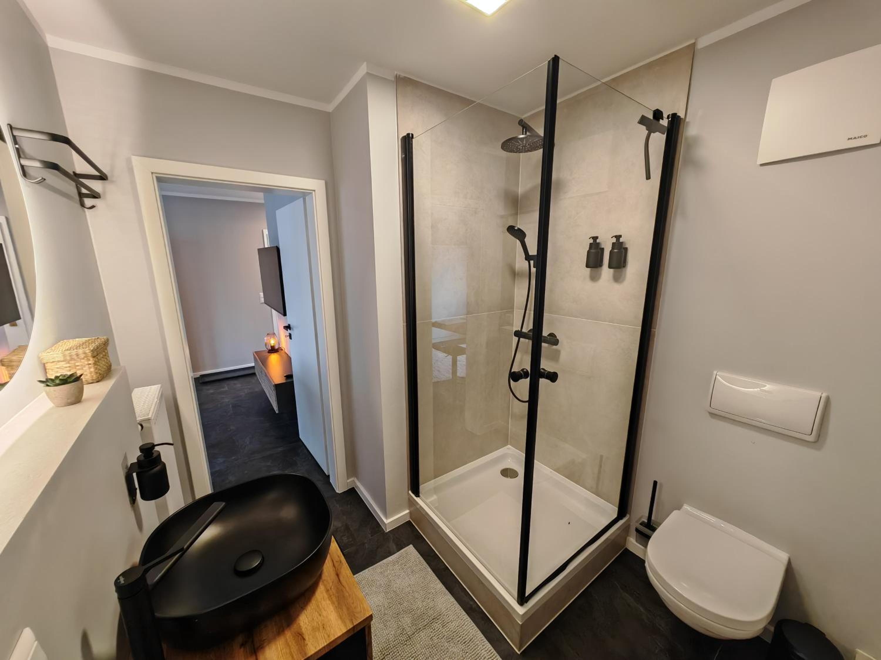 Apartment photo 2