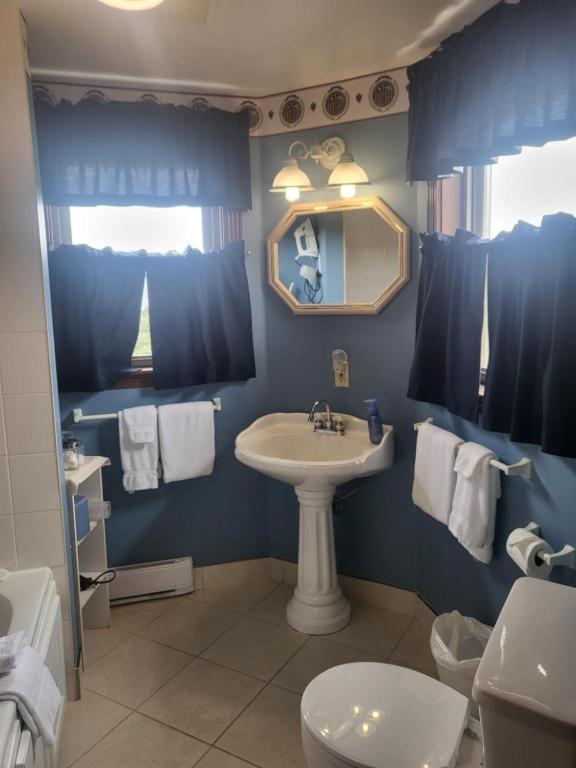 Double Room with Extra Bed photo 3