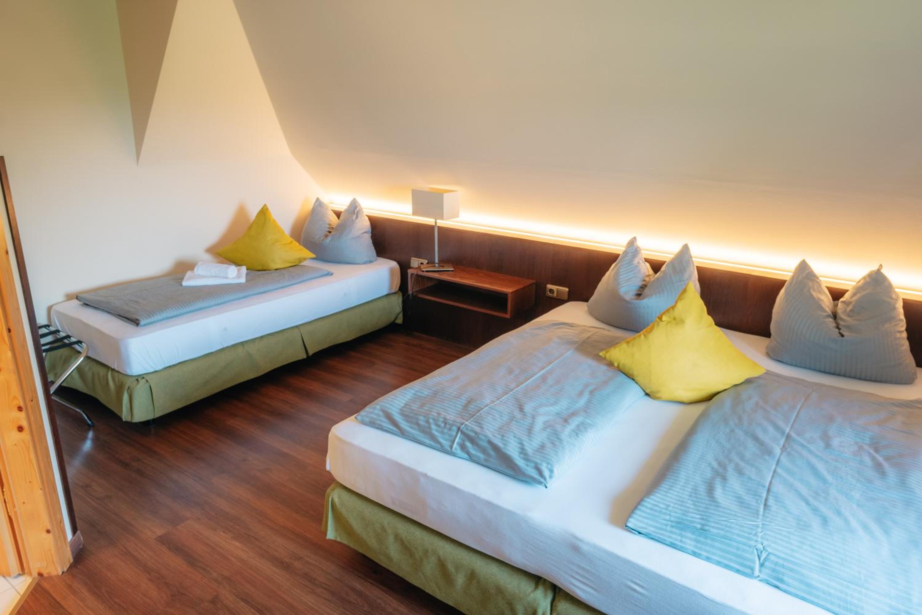Triple Room with Private Bathroom photo 3
