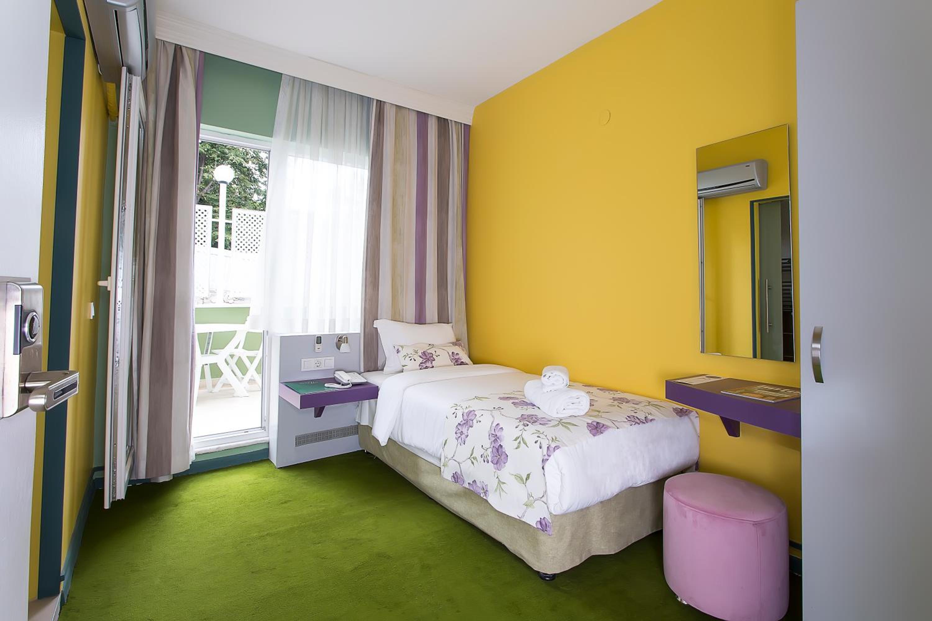 Single Room With Balcony photo 1