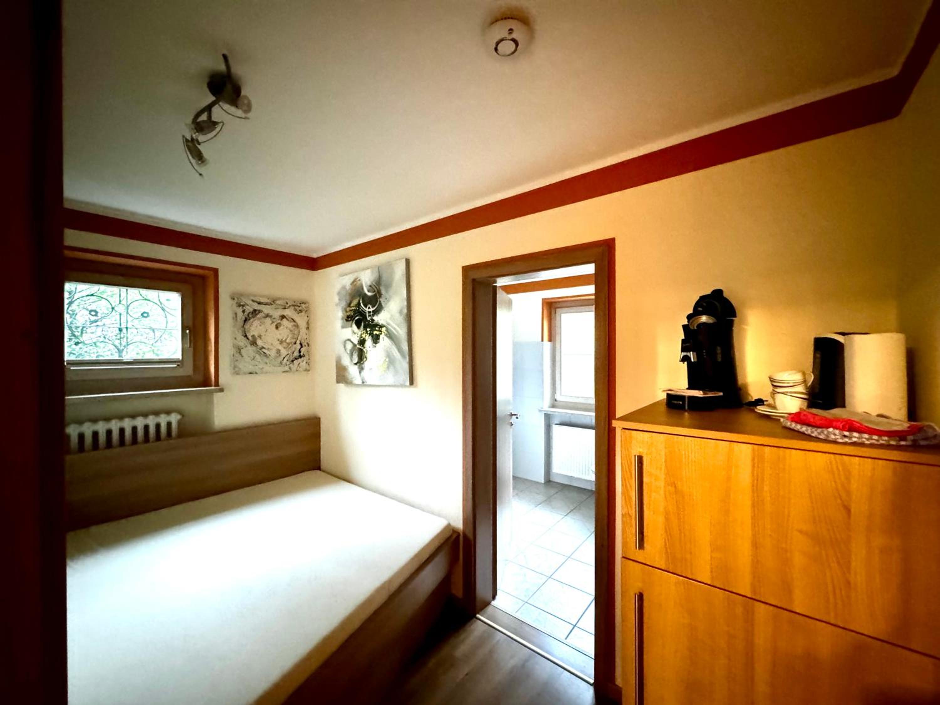 Large Double Room photo 2