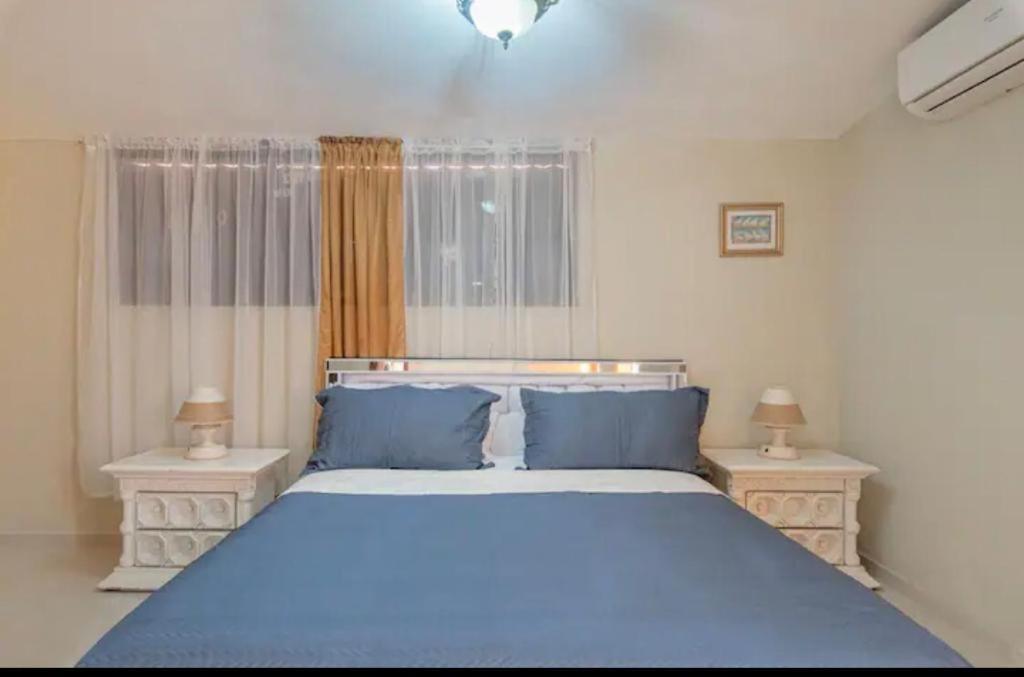 Villa photo 1