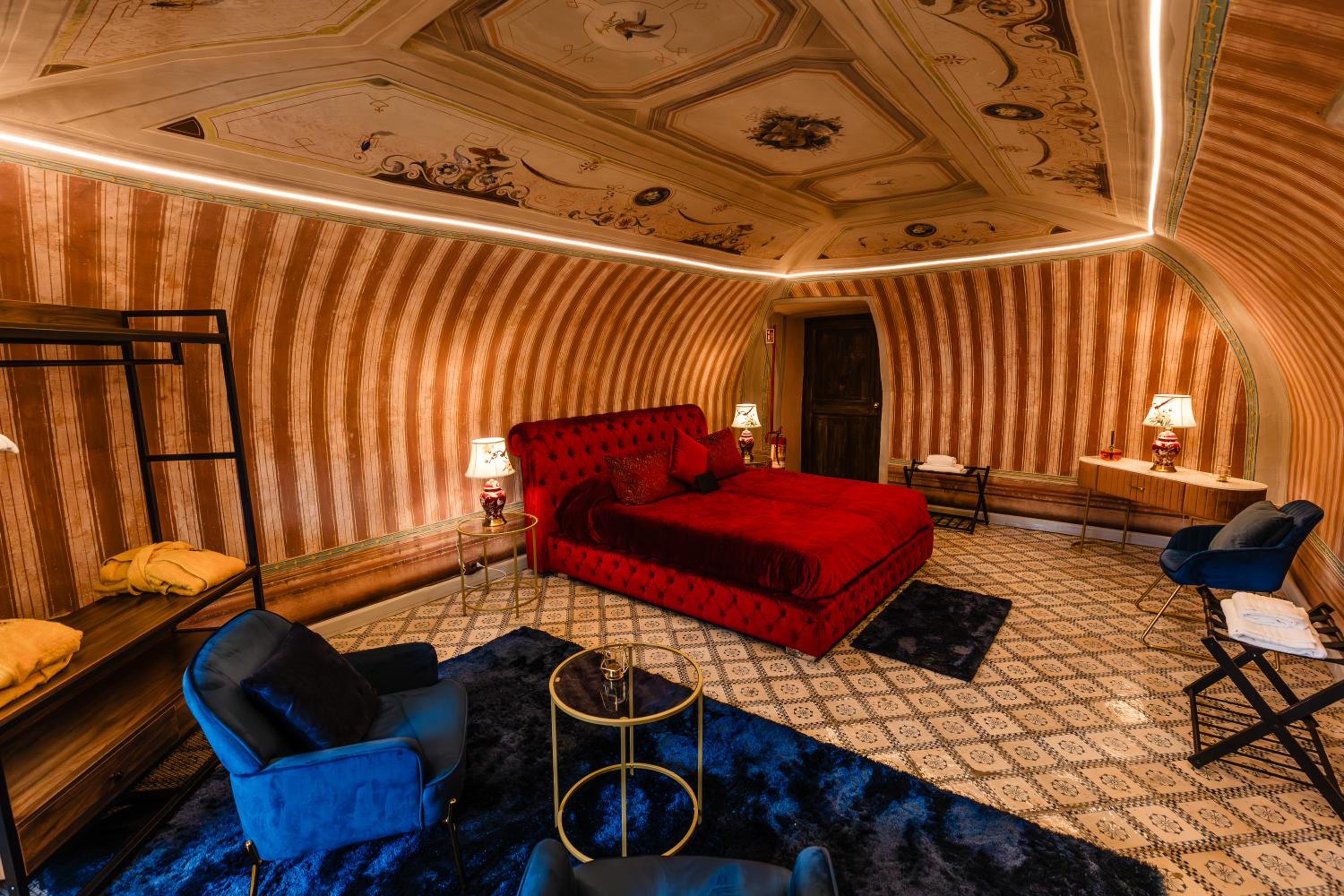 Two-Bedroom Deluxe Apartment