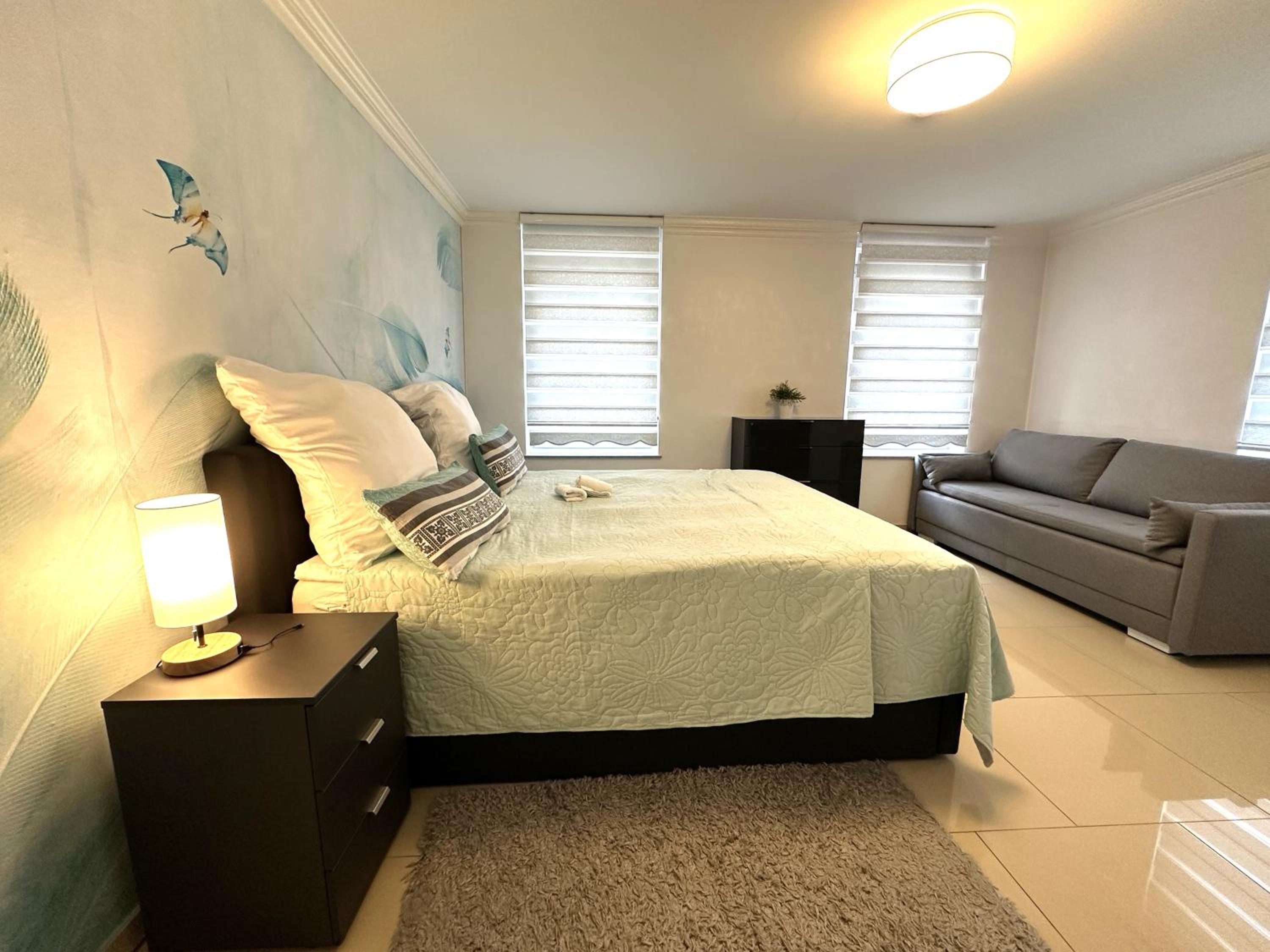 Two-Bedroom Apartment with Terrace photo 3