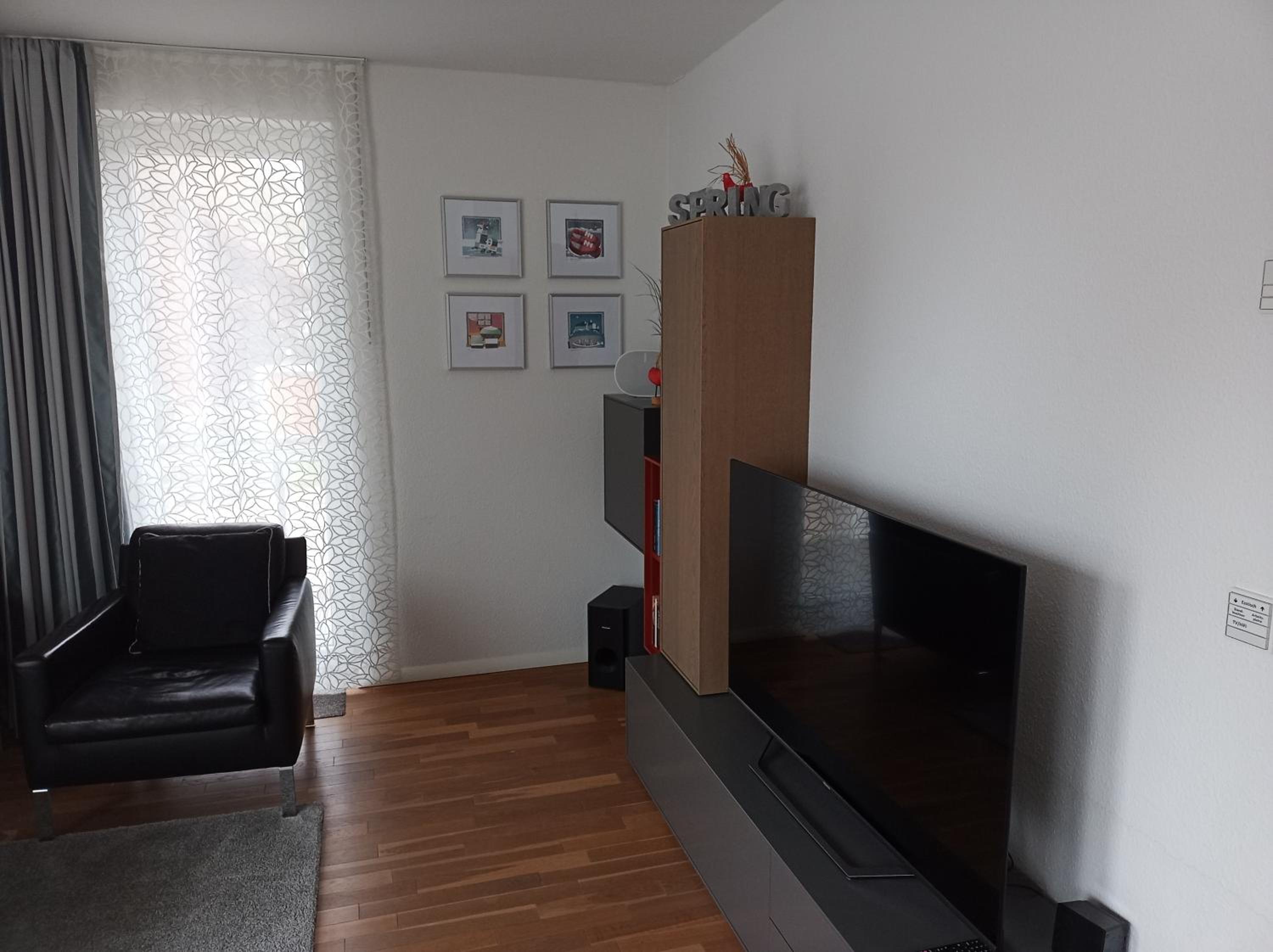 Two-Bedroom Apartment with Balcony photo 2