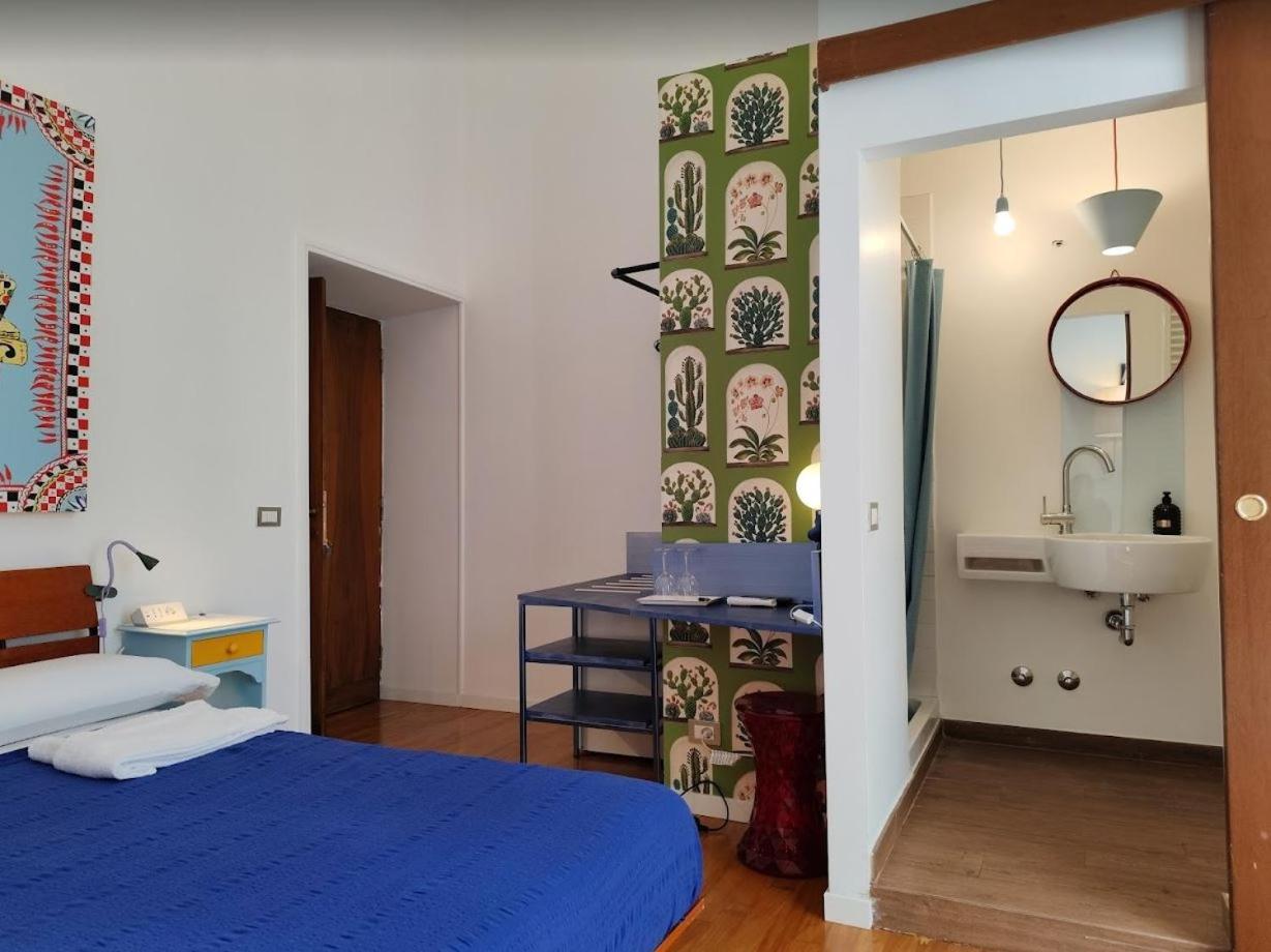Double Room with Private Bathroom photo 2