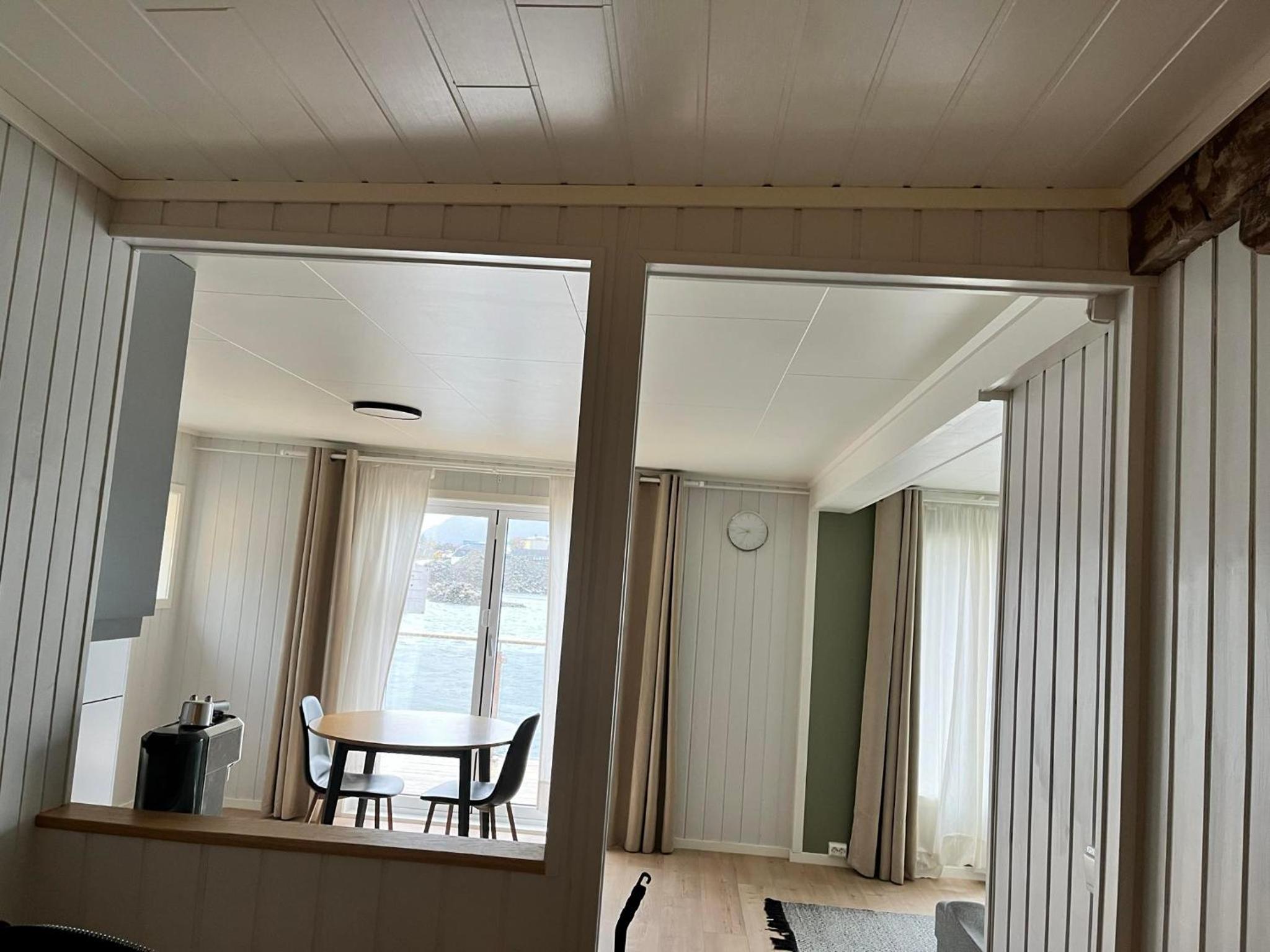 Double Room with Shared Bathroom photo 1