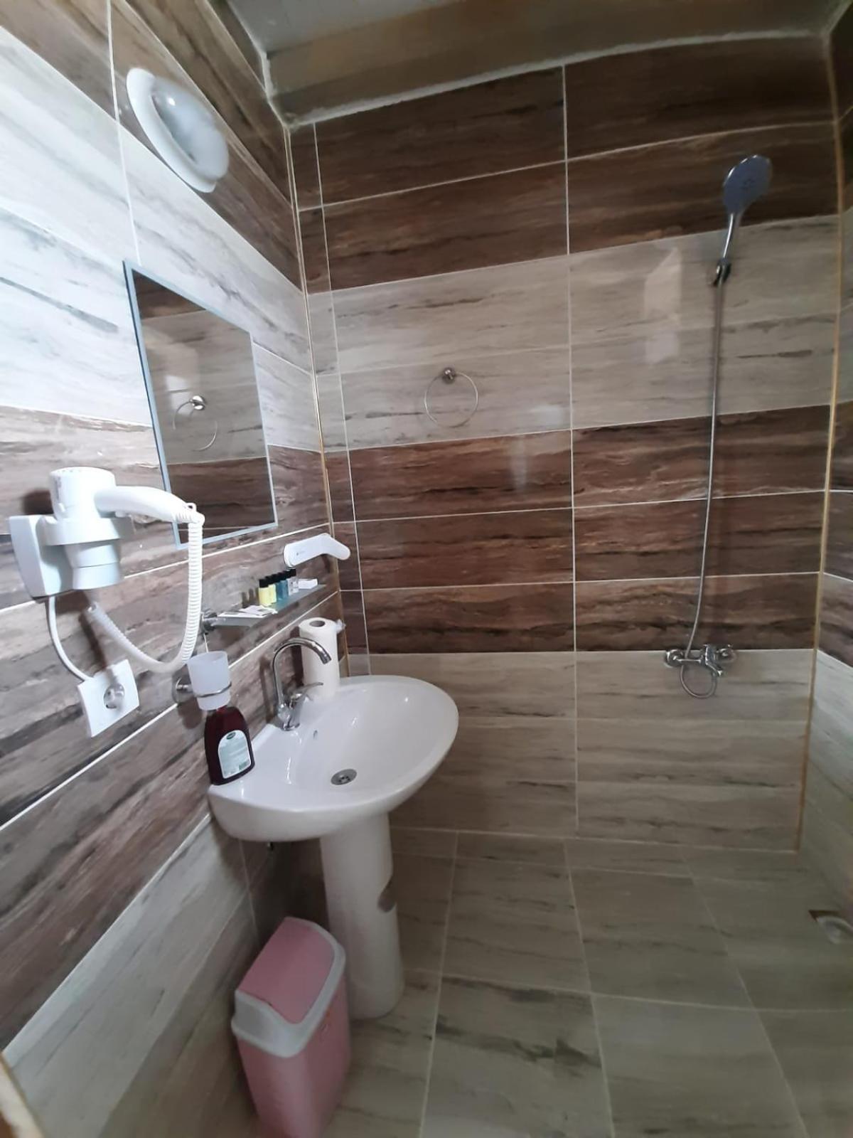 Double or Twin Room photo 1
