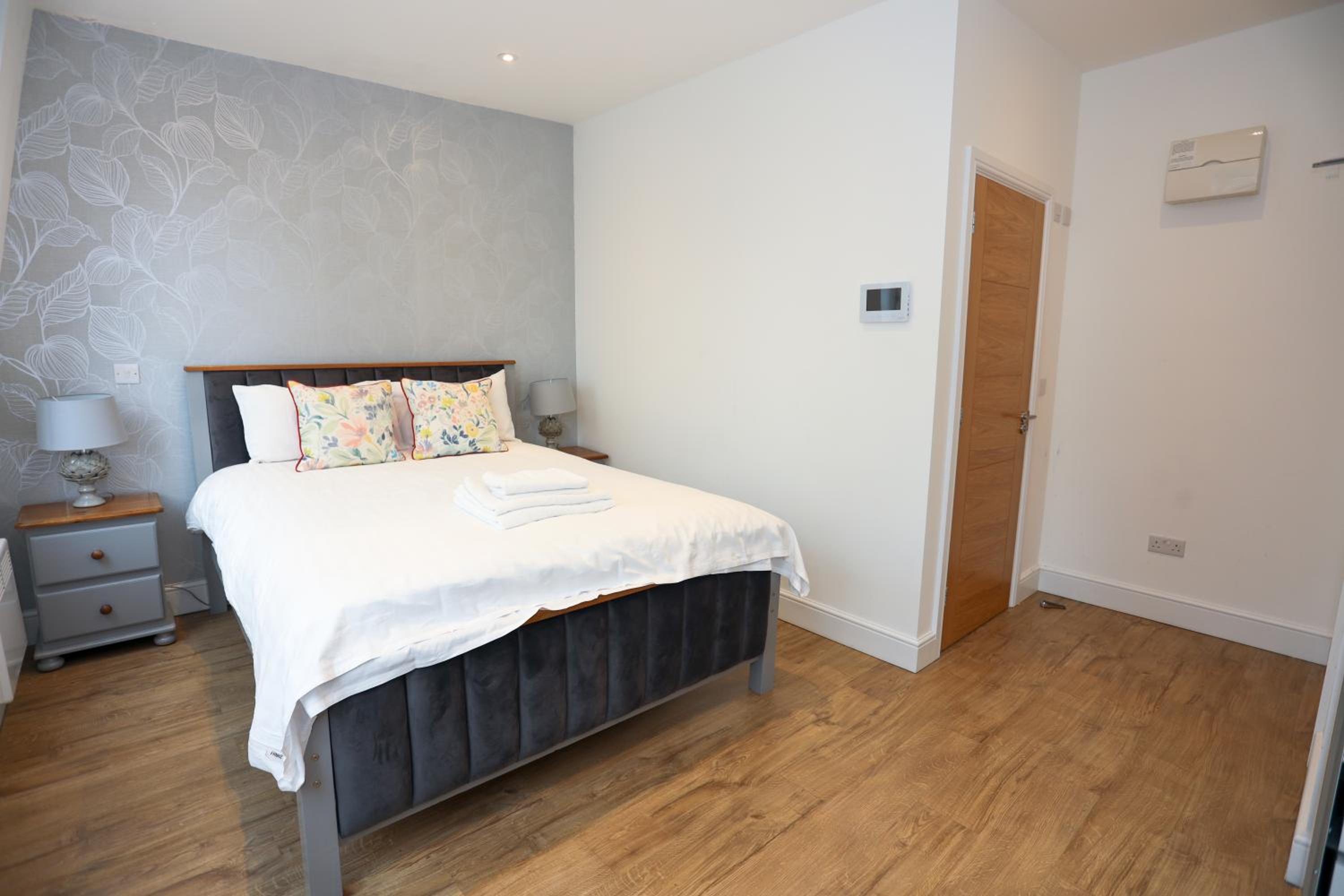 Deluxe King Room photo 1