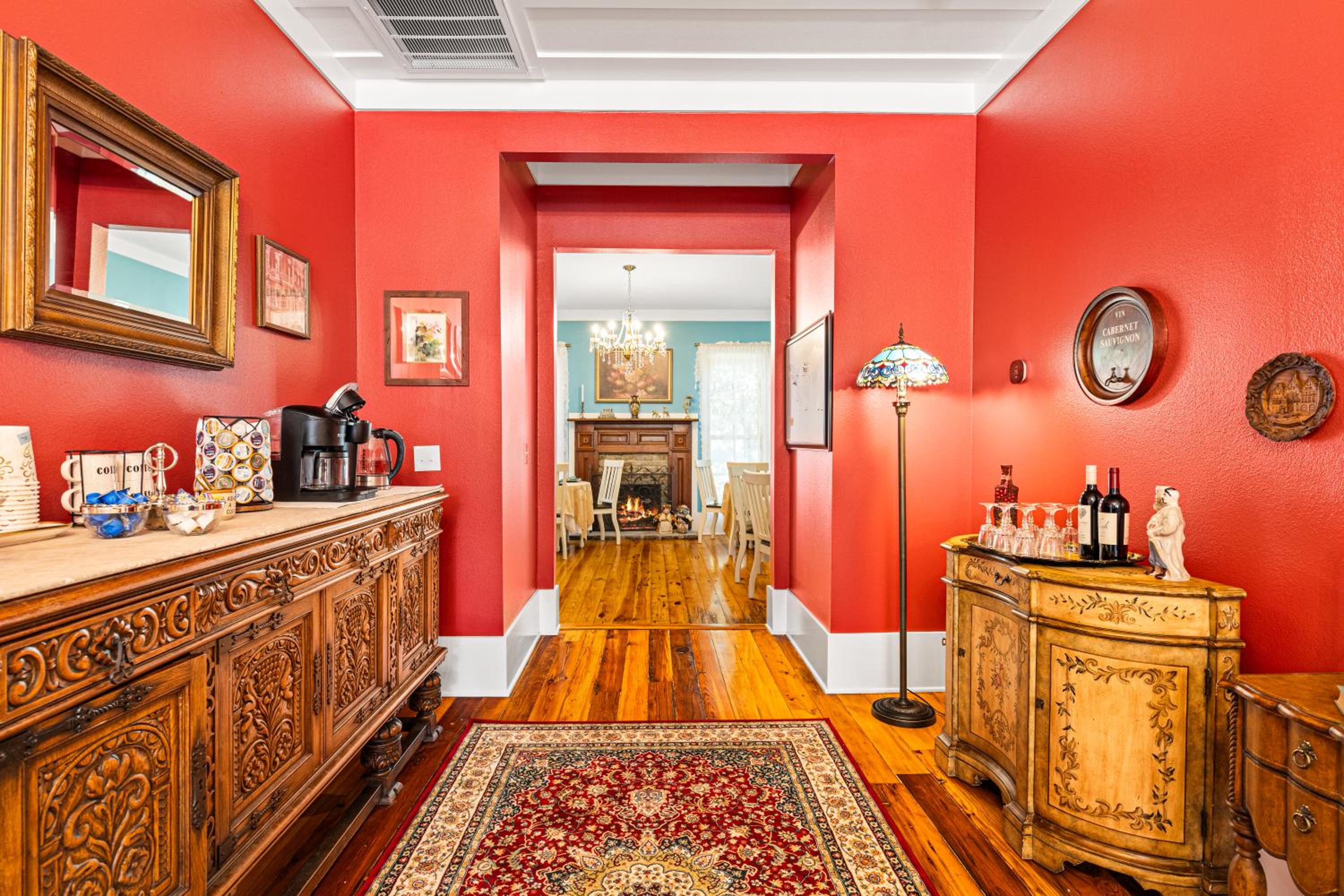 King Room with Balcony photo 2