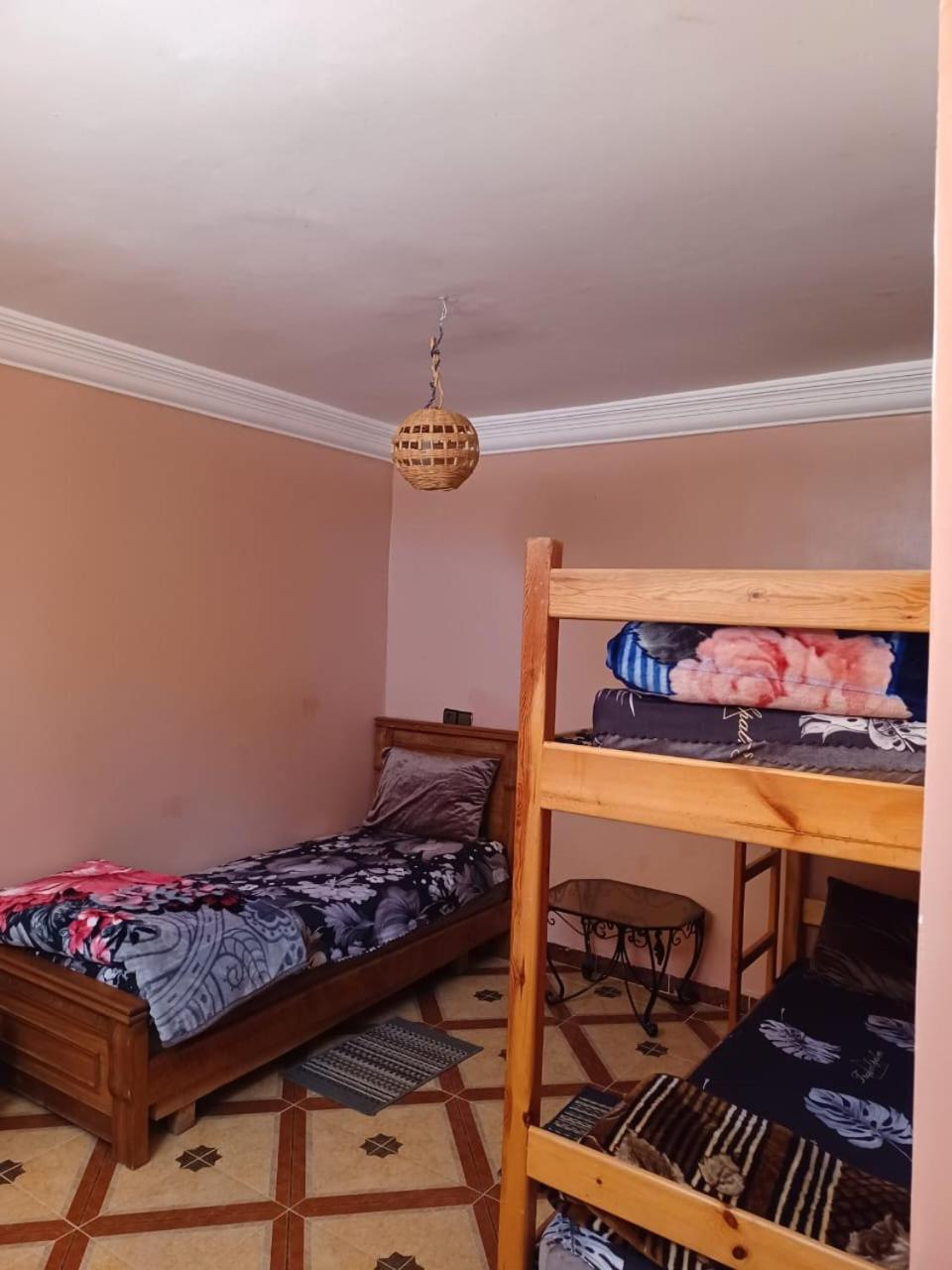 Basic Triple Room photo 1