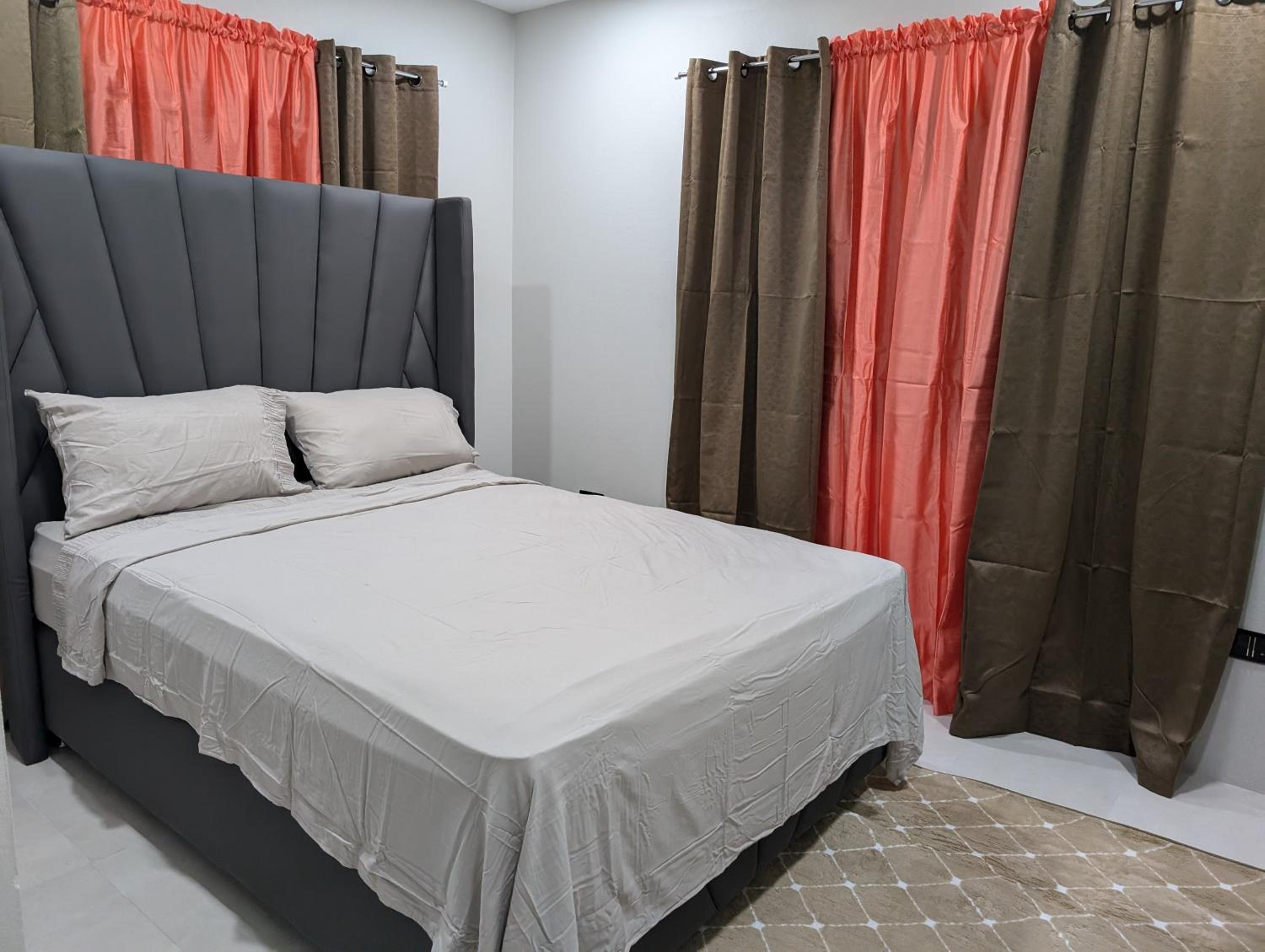 Deluxe Queen Room photo 3