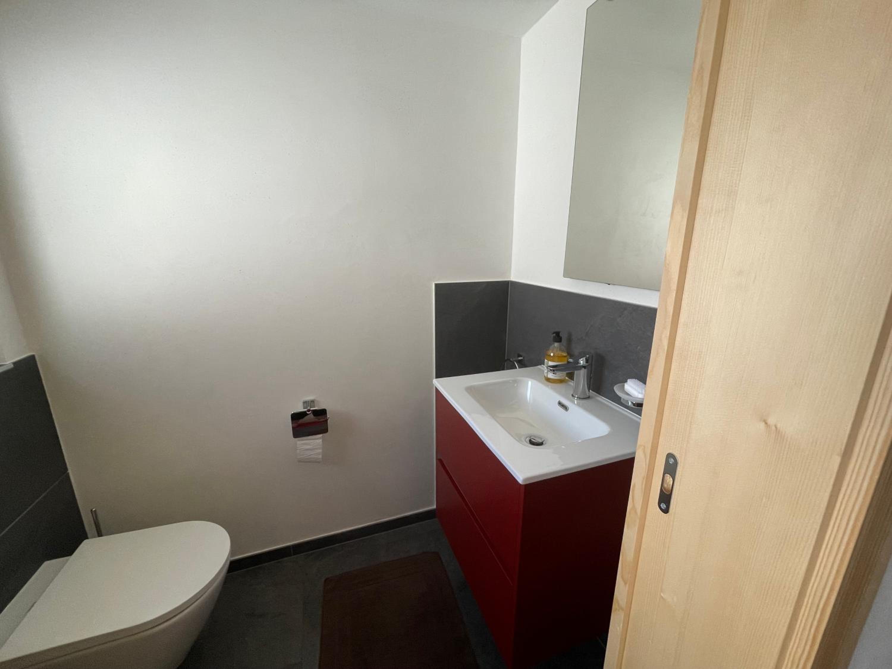 Four-Bedroom Apartment With Balcony  photo 2