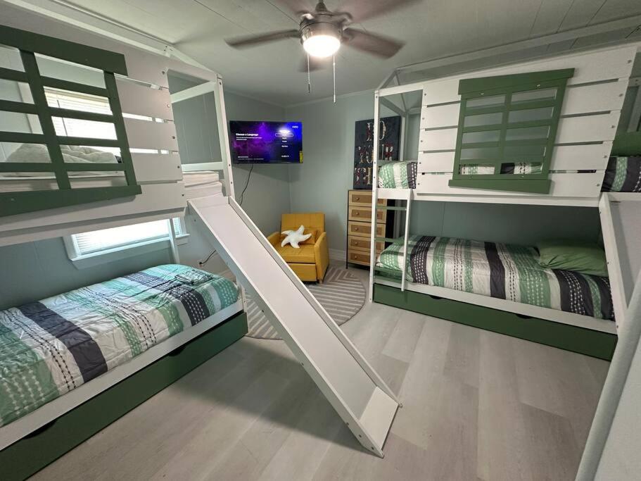 Three-Bedroom Villa photo 1
